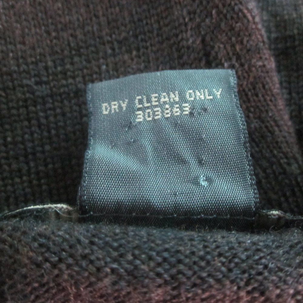 Banana Republic Men VINTAGE Banana Republic Extrafine Merino Wool Size XL Pullover VNeck Sweater Size US XL / EU 56 / 4 - 5 Thumbnail