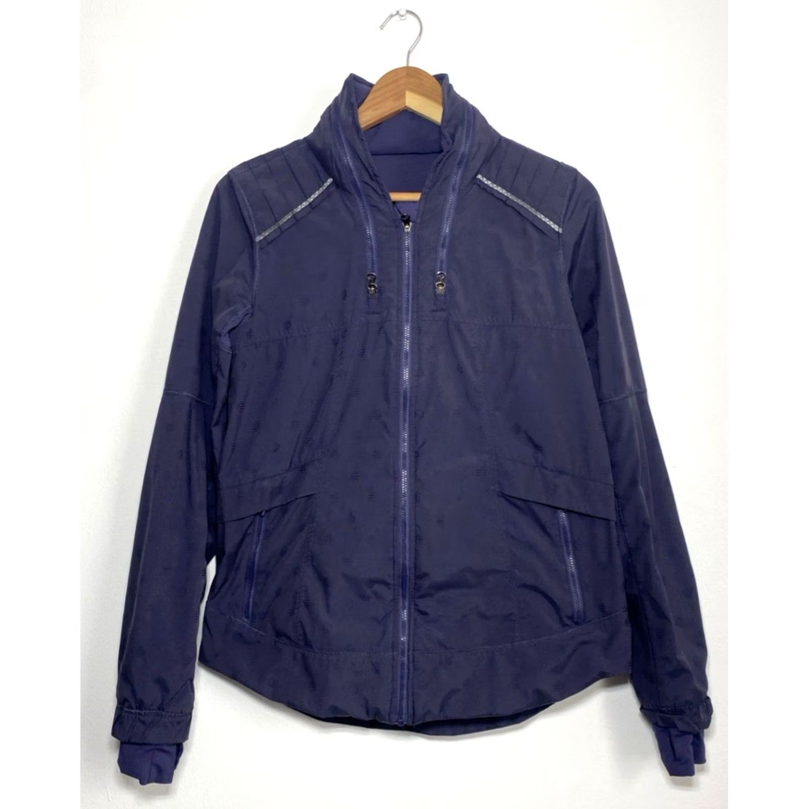 Lululemon VINTAGE Lululemon Spring Forward Jacket Women’s Stripe Dot Cadet Blue Sz 6 Size M / US 6-8 / IT 42-44 - 5 Thumbnail