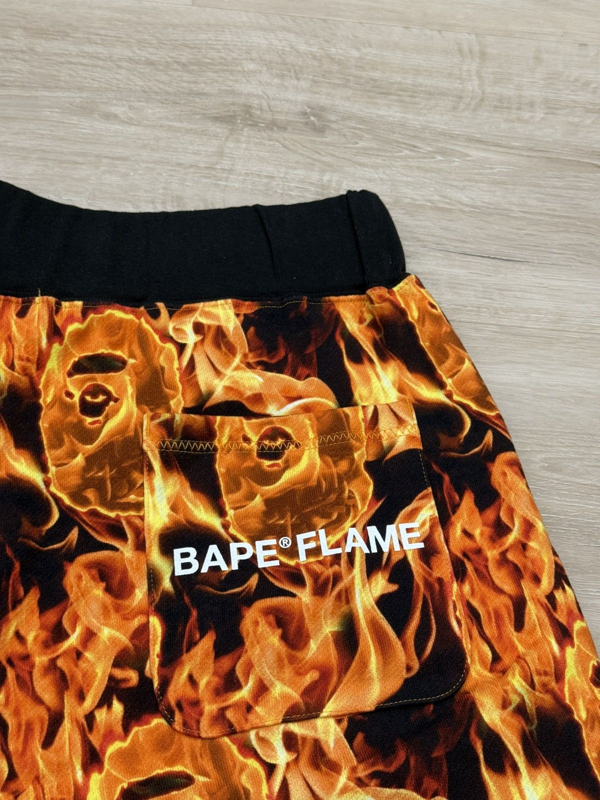 Bape Bape Flame Logo Shorts Size US 34 / EU 50 - 6 Thumbnail