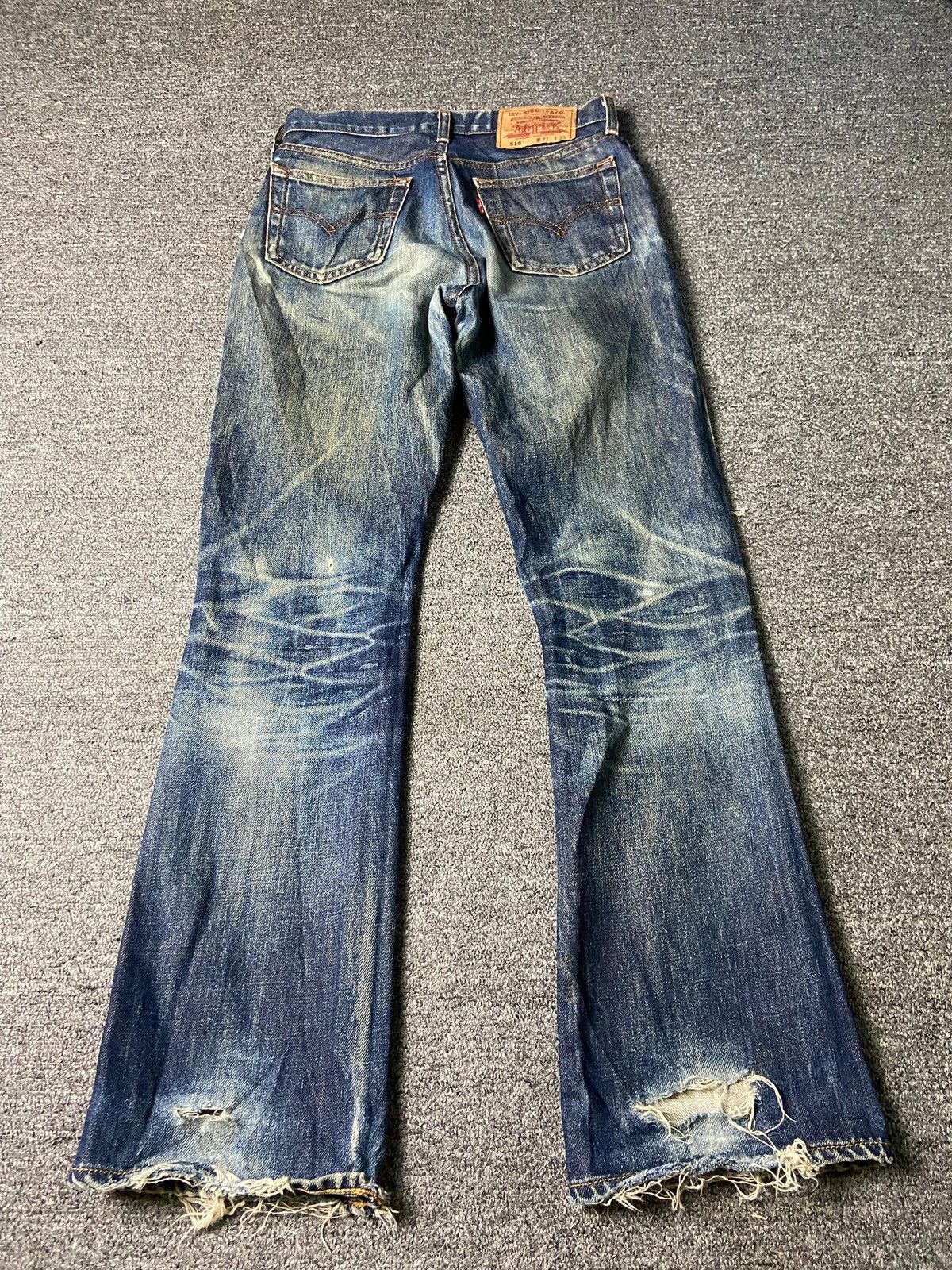 Levi's Levis Strauss Co. Distressed Ripped Jeans (154) Size US 28 / EU 44 - 4 Thumbnail