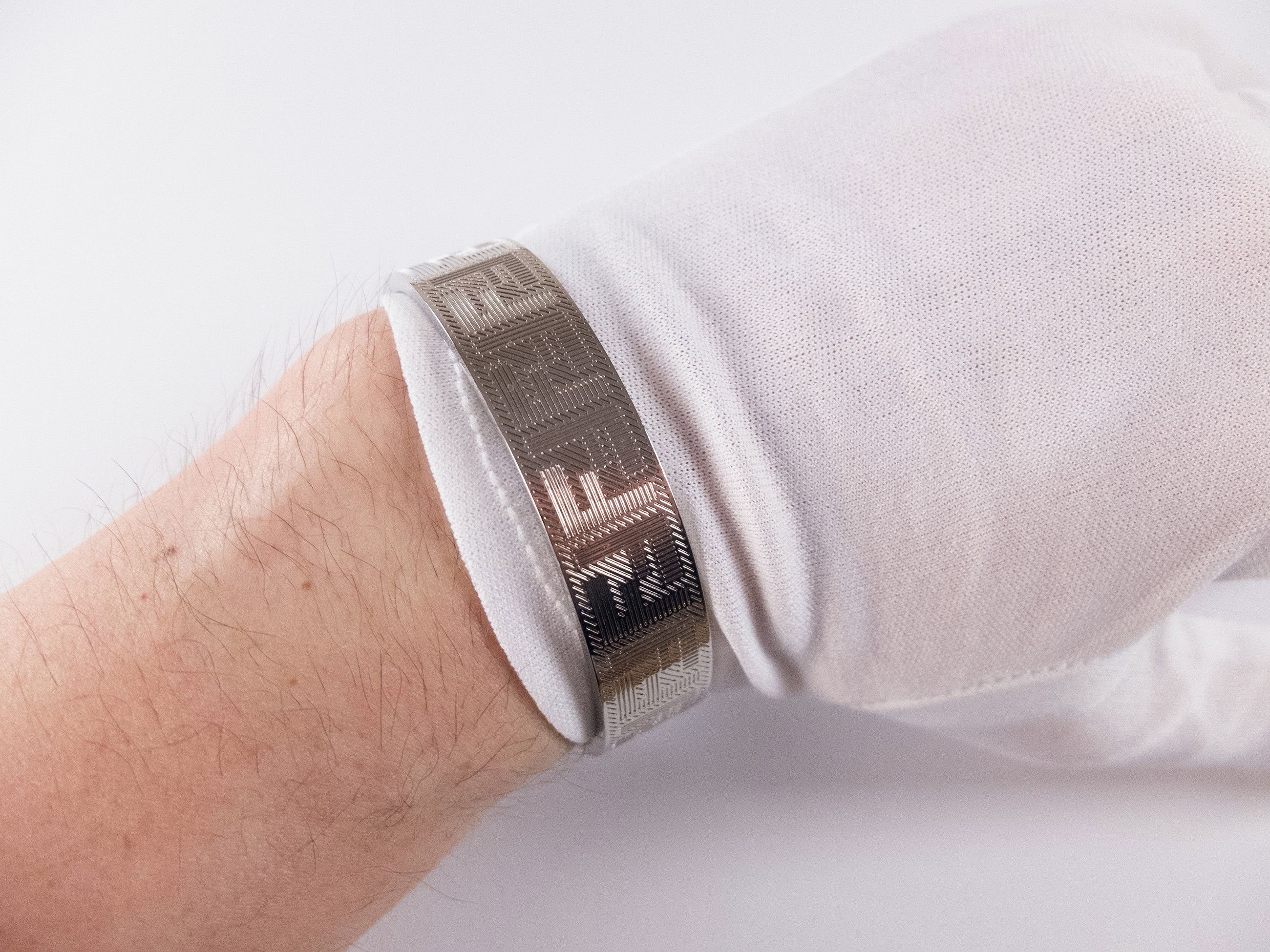 Fendi FENDI F logo silver tone engraved metal bracelet Medium Size ONE SIZE - 3 Thumbnail