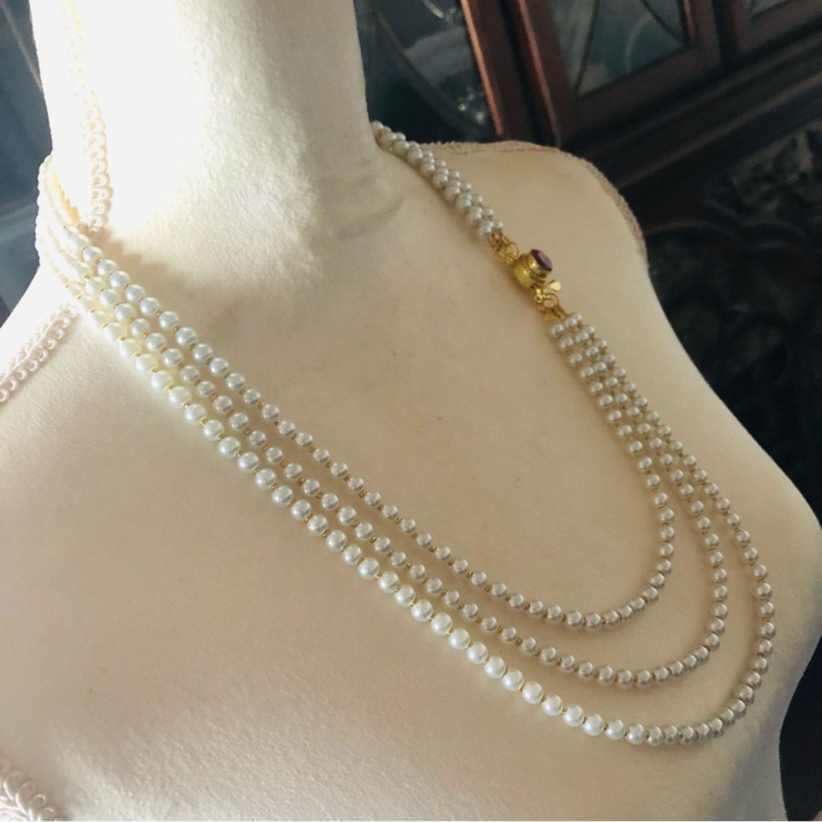 Handmade Handcrafted triple strand pearl genuine ruby clasp necklace Size ONE SIZE - 3 Thumbnail
