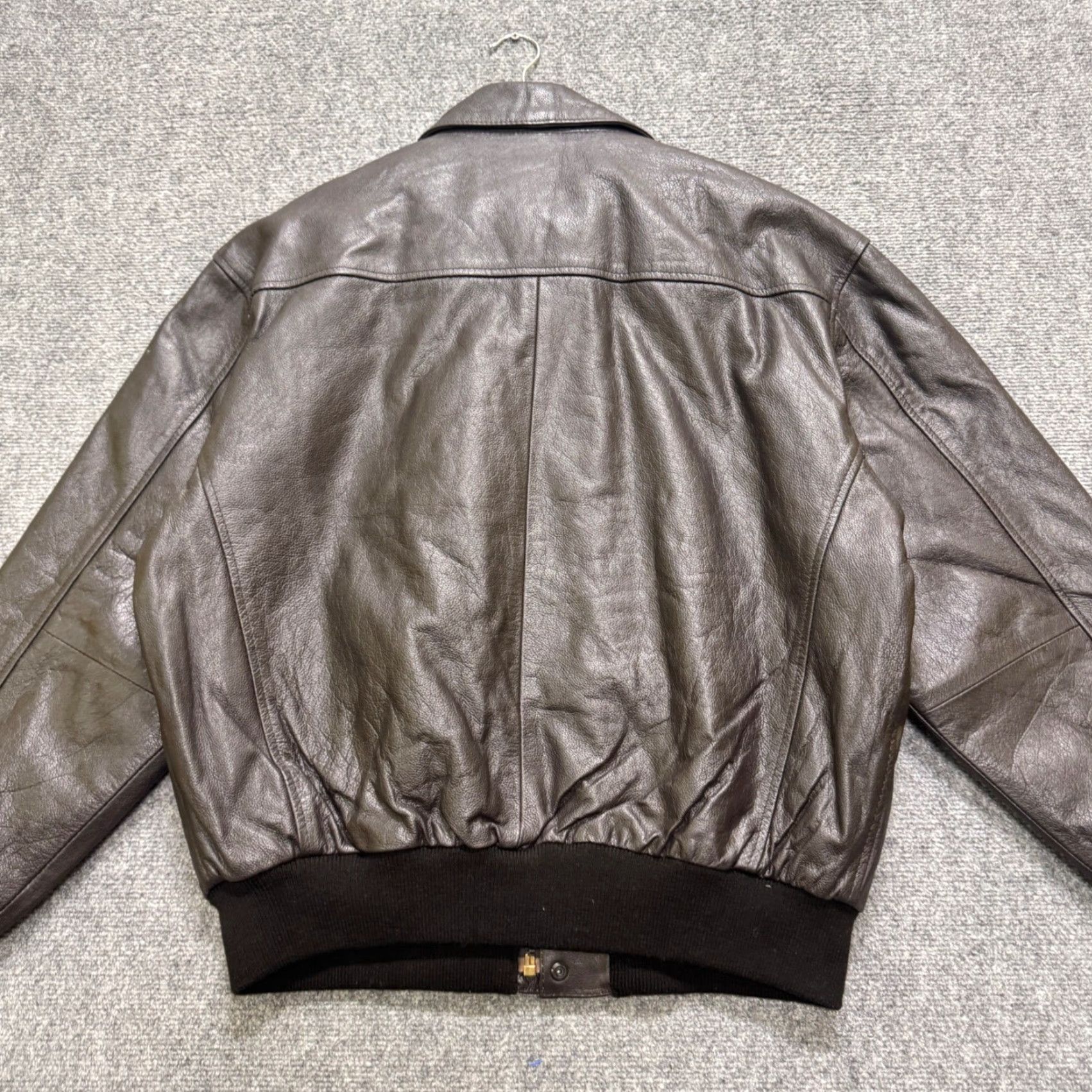 Avirex VINTAGE Avirex A-2 Jacket Mens XL Brown Leather Flight Bomber Air USA 90s print Size US XL / EU 56 / 4 - 3 Thumbnail