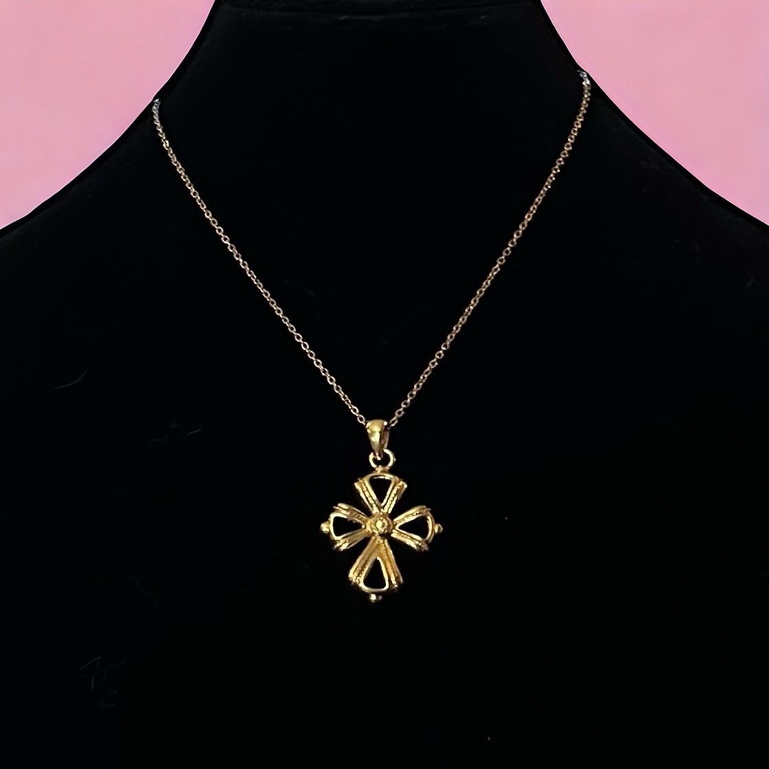 Anne Klein Vintage Anne Klein Maltese cross pendant necklace Size ONE SIZE - 1 Thumbnail