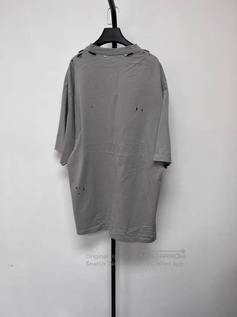 Balenciaga Balenciaga Solid Letter Printed Ripped Round Neck Short Sl Size US XXS / EU 40 - 2 Thumbnail