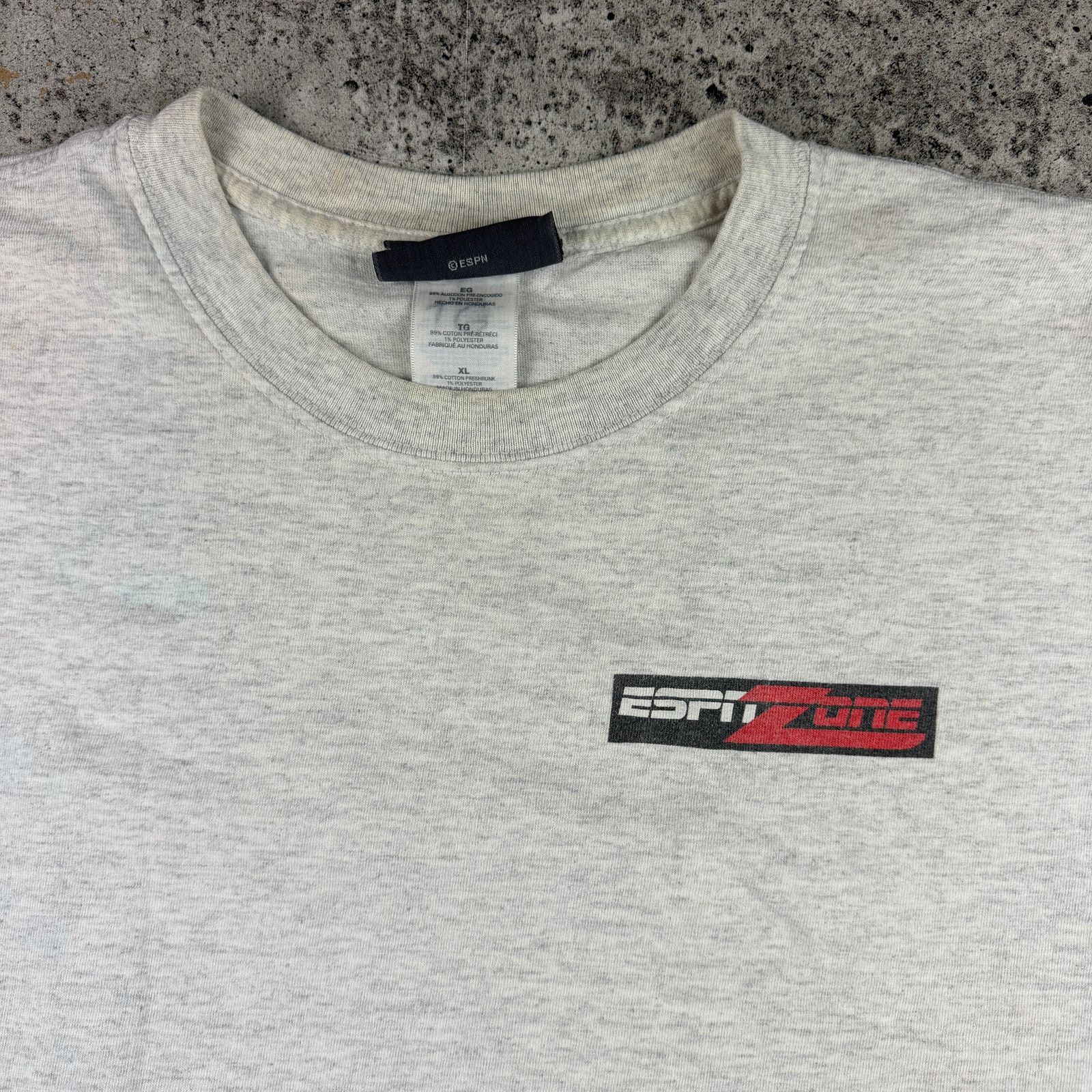 Vintage Vintage ESPN The Zone Shirt Y2K Sportswear Size XL boxy fit Size US XL / EU 56 / 4 - 3 Thumbnail