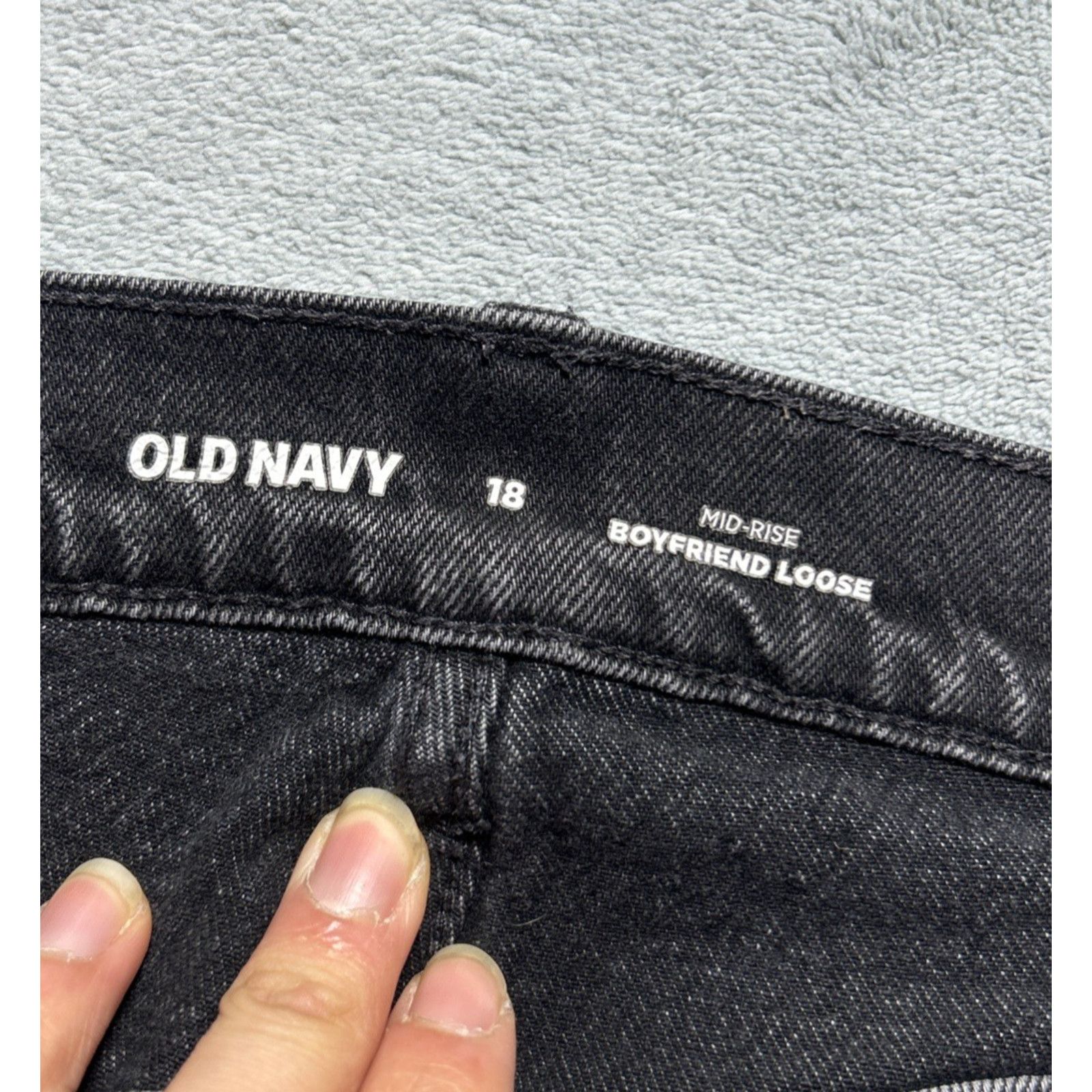 Old Navy Loose Baggy Jeans Women 18 42x27 Hamilton Black Wide Relaxed Size 40" / US 18 - 3 Thumbnail