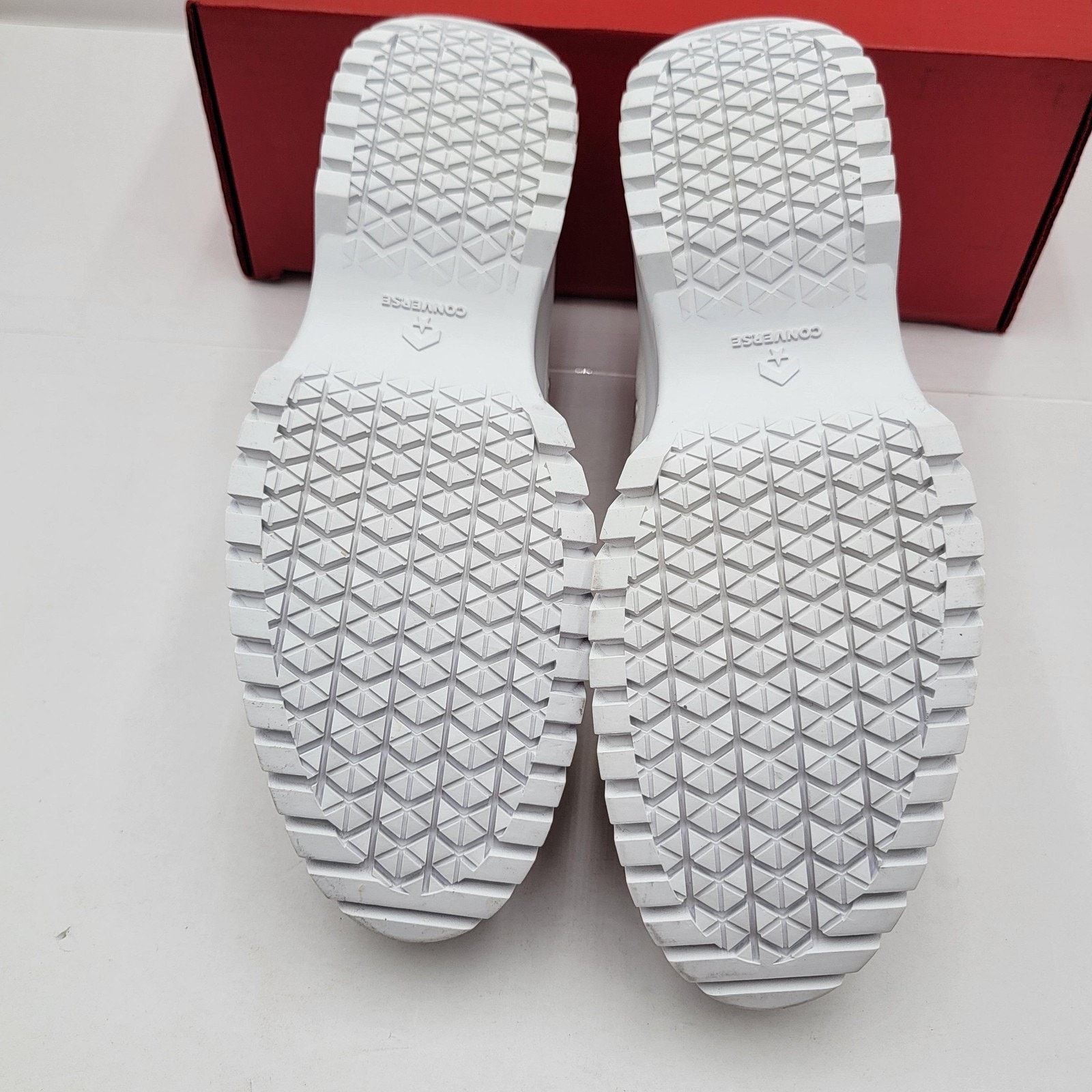 Converse Converse CTAS Lugged 2.0 Hi Mens Sz 10 White Black Platform Size US 10 / EU 43 - 7 Thumbnail