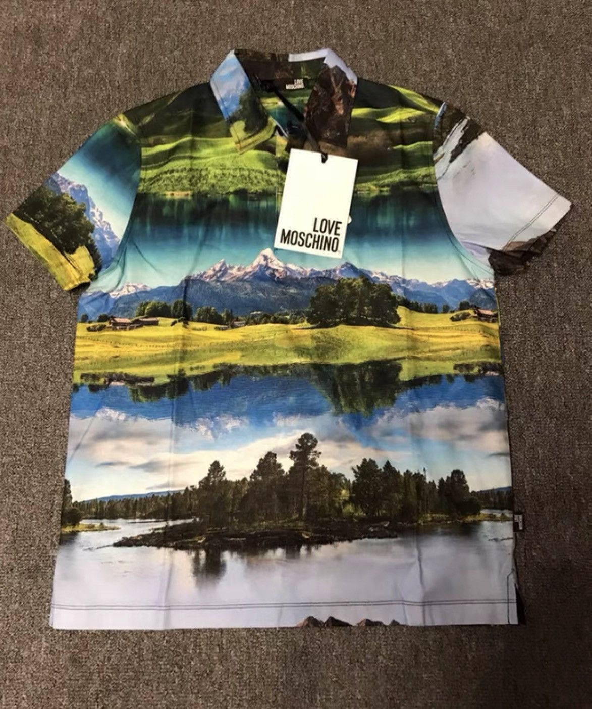 Moschino MOSCHINO Short-Sleeve T-Shirt ~ Size US M / EU 48-50 / 2 - 1 Thumbnail