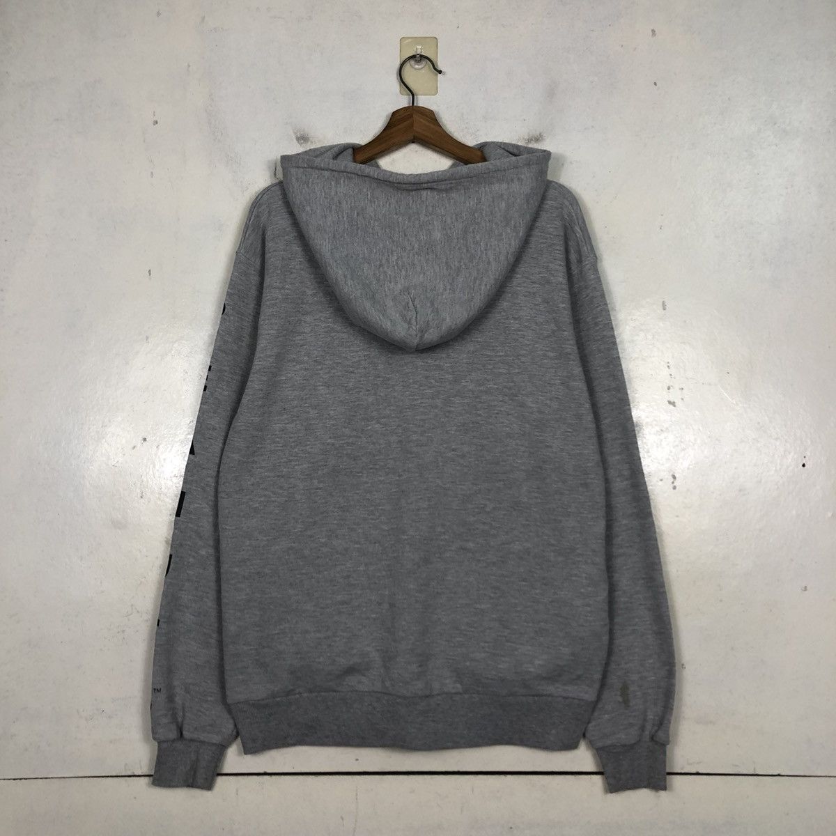 Japanese Brand 📌Vintage Hoodie Pull Over Peanuts Big Logo Over Print Size US L / EU 52-54 / 3 - 10 Thumbnail