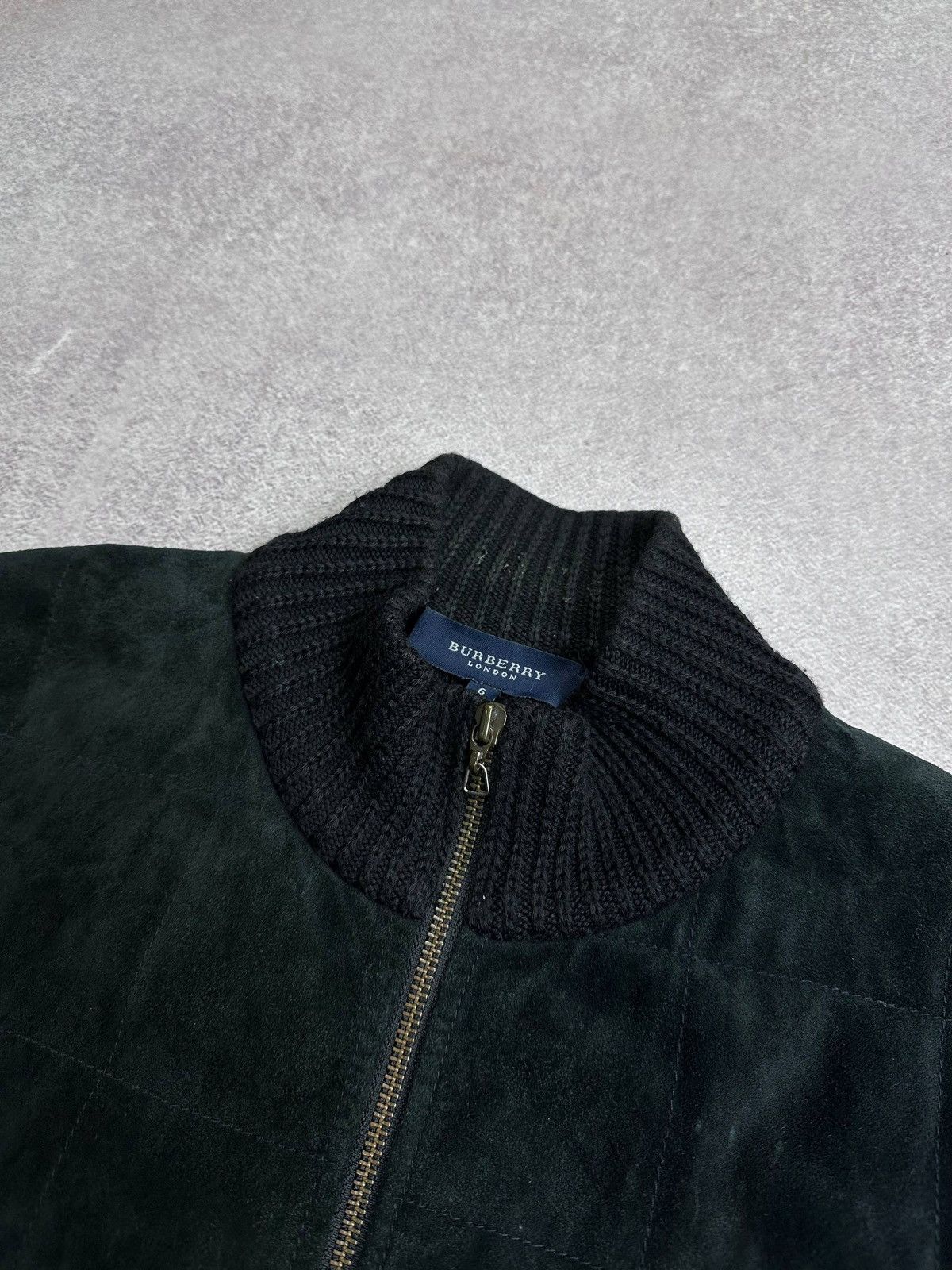 Burberry Vintage Burberry Knit Sleeve Velour Jacket Rare XL Mens Size US XL / EU 56 / 4 - 4 Thumbnail