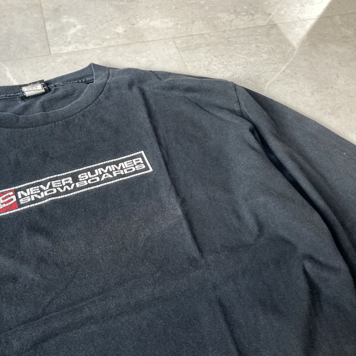 Vintage vintage never summer snowboards tee Size US L / EU 52-54 / 3 - 5 Thumbnail