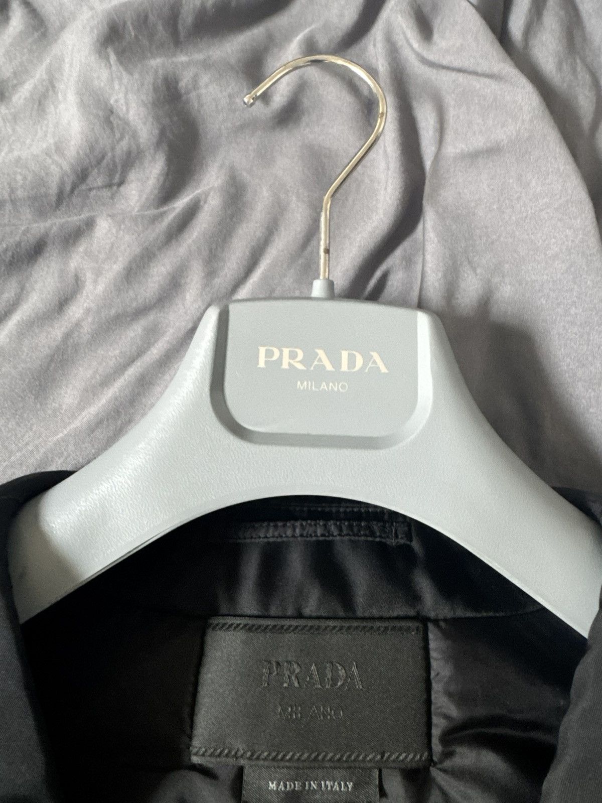 Prada 100% AUTHENTIC PRADA NYLON VEST BLACK/YELLOW SZ 48 (US M/L) Size US L / EU 52-54 / 3 - 9 Thumbnail
