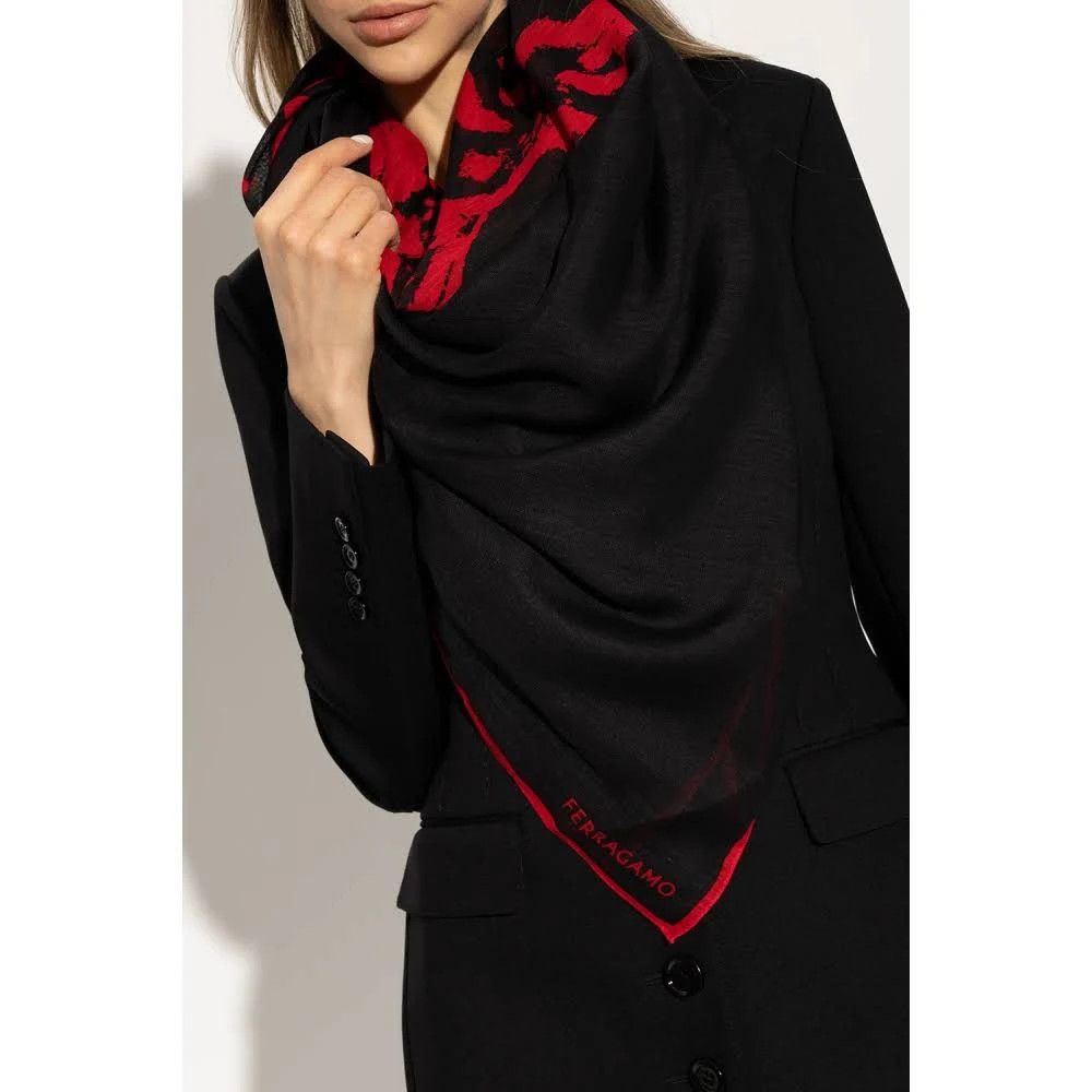 Salvatore Ferragamo o1s1rm1024 Size: 90x90 Cm / Scarf in Multicolor Size ONE SIZE - 4 Thumbnail