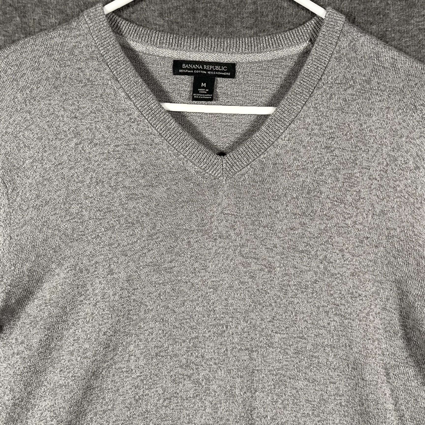 Banana Republic Banana Republic Sweater Mens Medium Gray V-Neck Pima Cotton Cashmere Knit Size US M / EU 48-50 / 2 - 2 Thumbnail