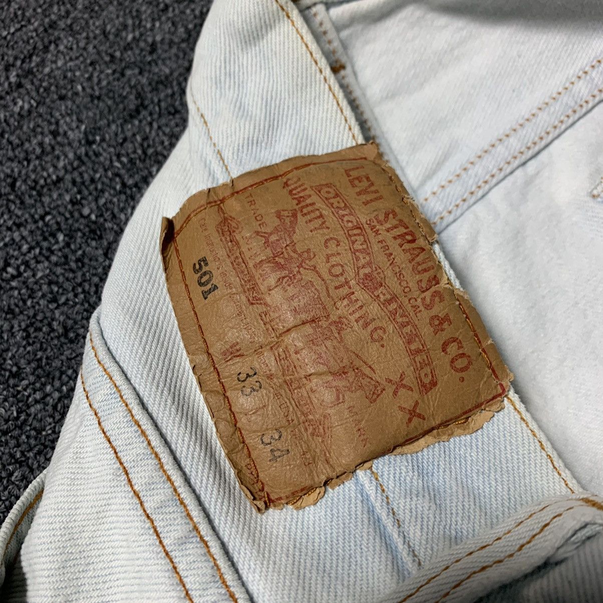 Levi's 80s Vintage Levi's 501 Made In USA Distressed Jeans 33x32 Size US 33 - 14 Thumbnail