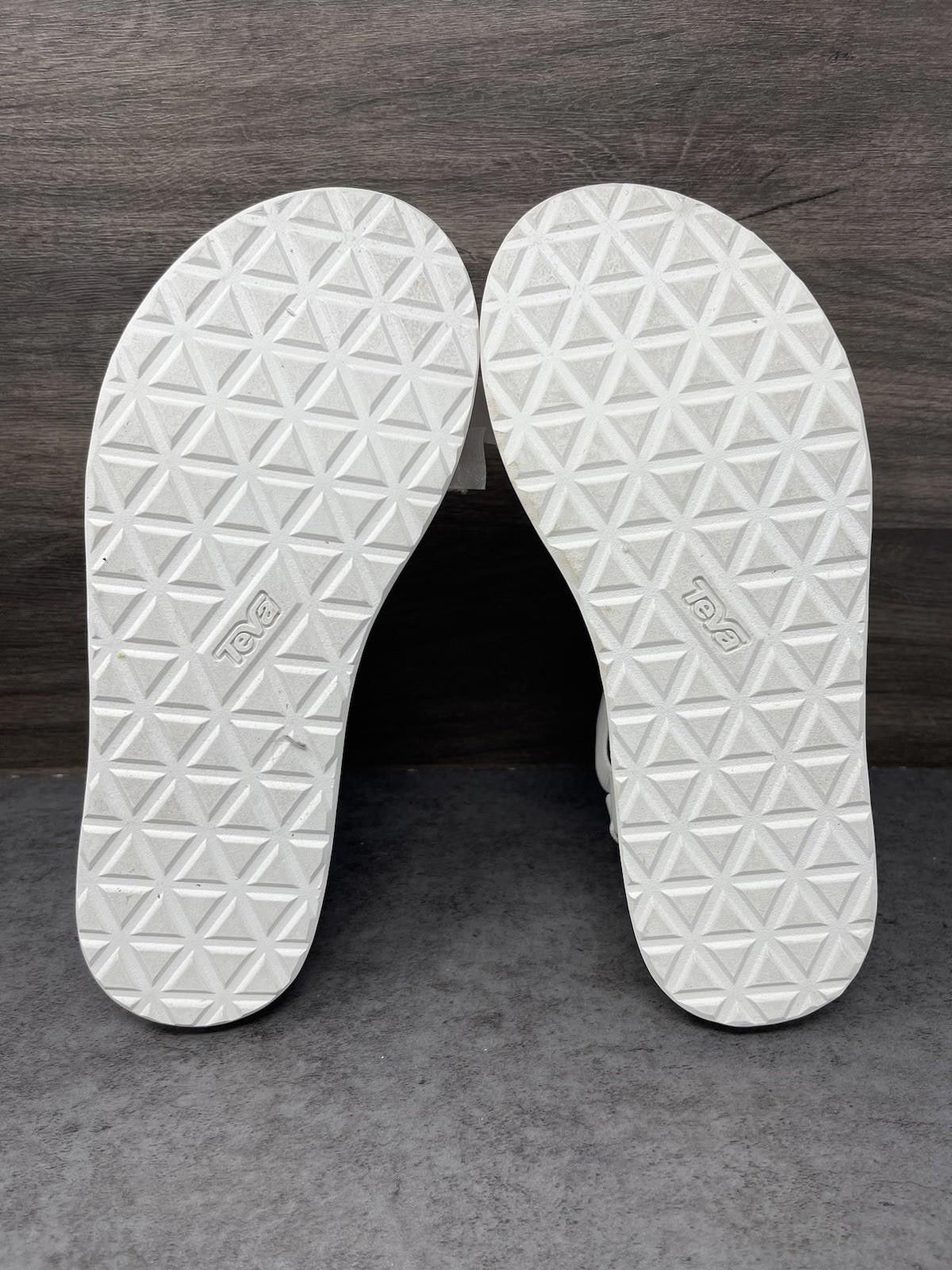 Teva TEVA Flatform Universal Sandals Womens Size 9 White Strap Size US 9 / IT 39 - 8 Thumbnail