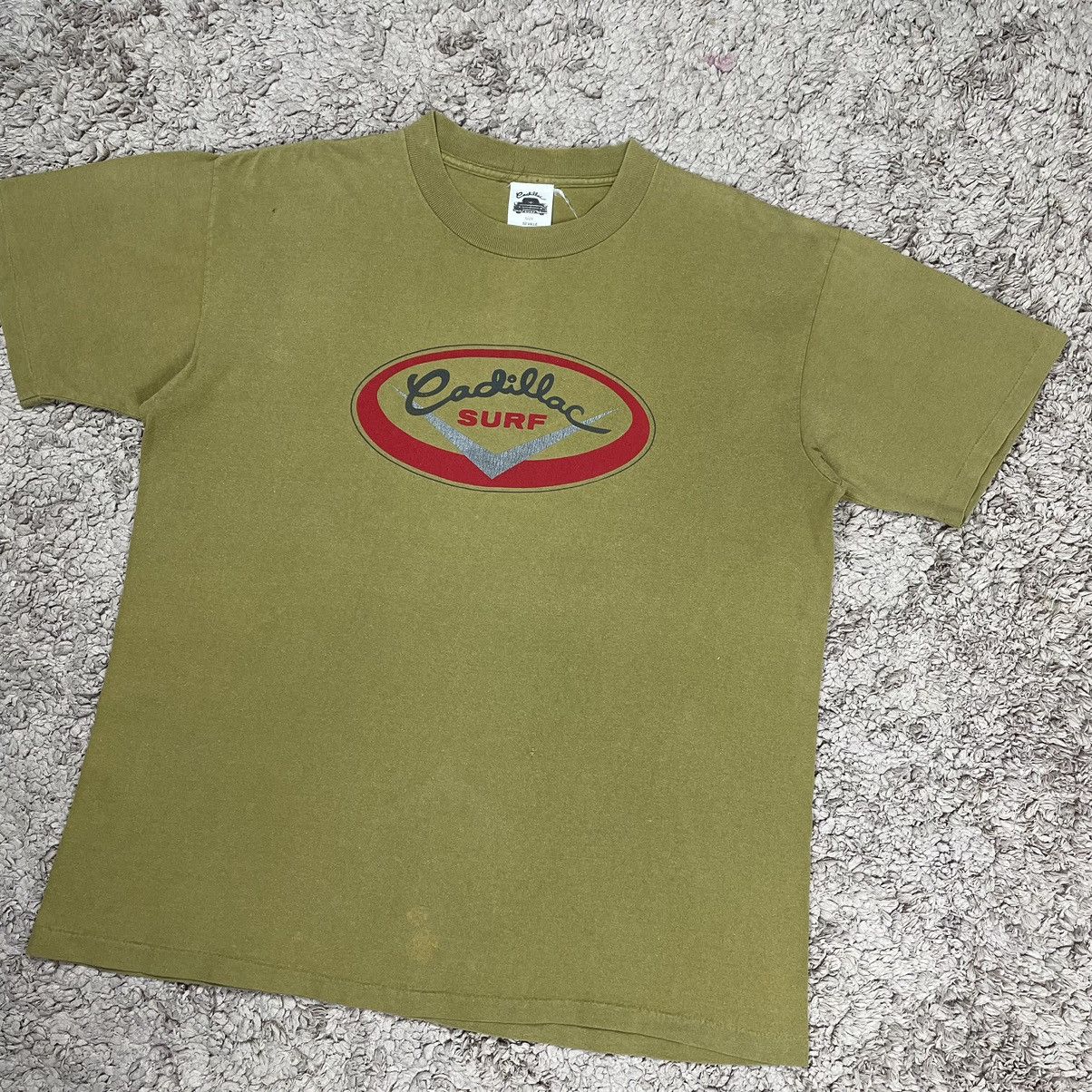 Vintage Vintage Cadillac Surf T-shirt Size US L / EU 52-54 / 3 - 4 Thumbnail