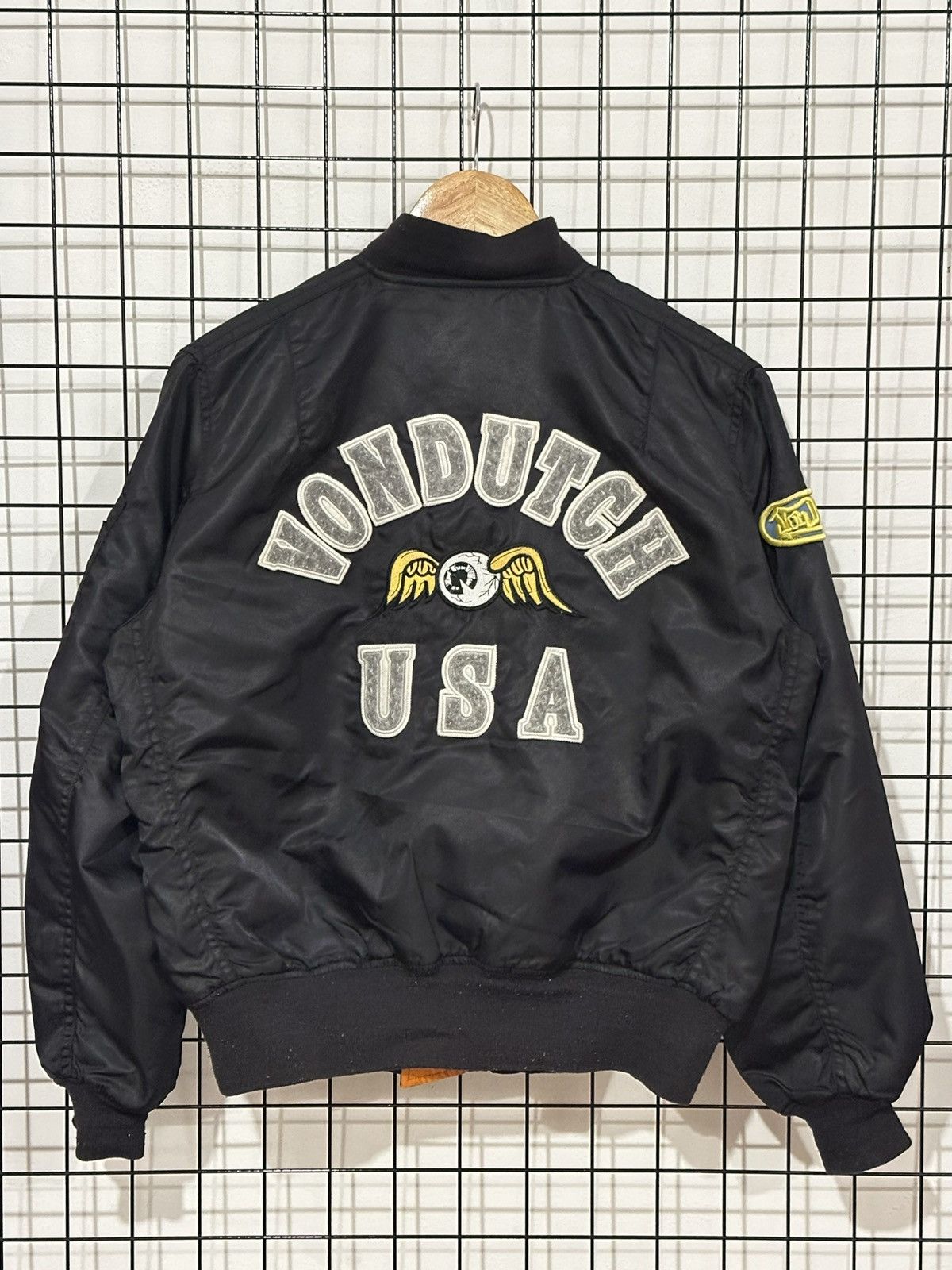 Von Dutch Von Dutch MA-1 style flight bomber jacket. Size US L / EU 52-54 / 3 - 1 Thumbnail