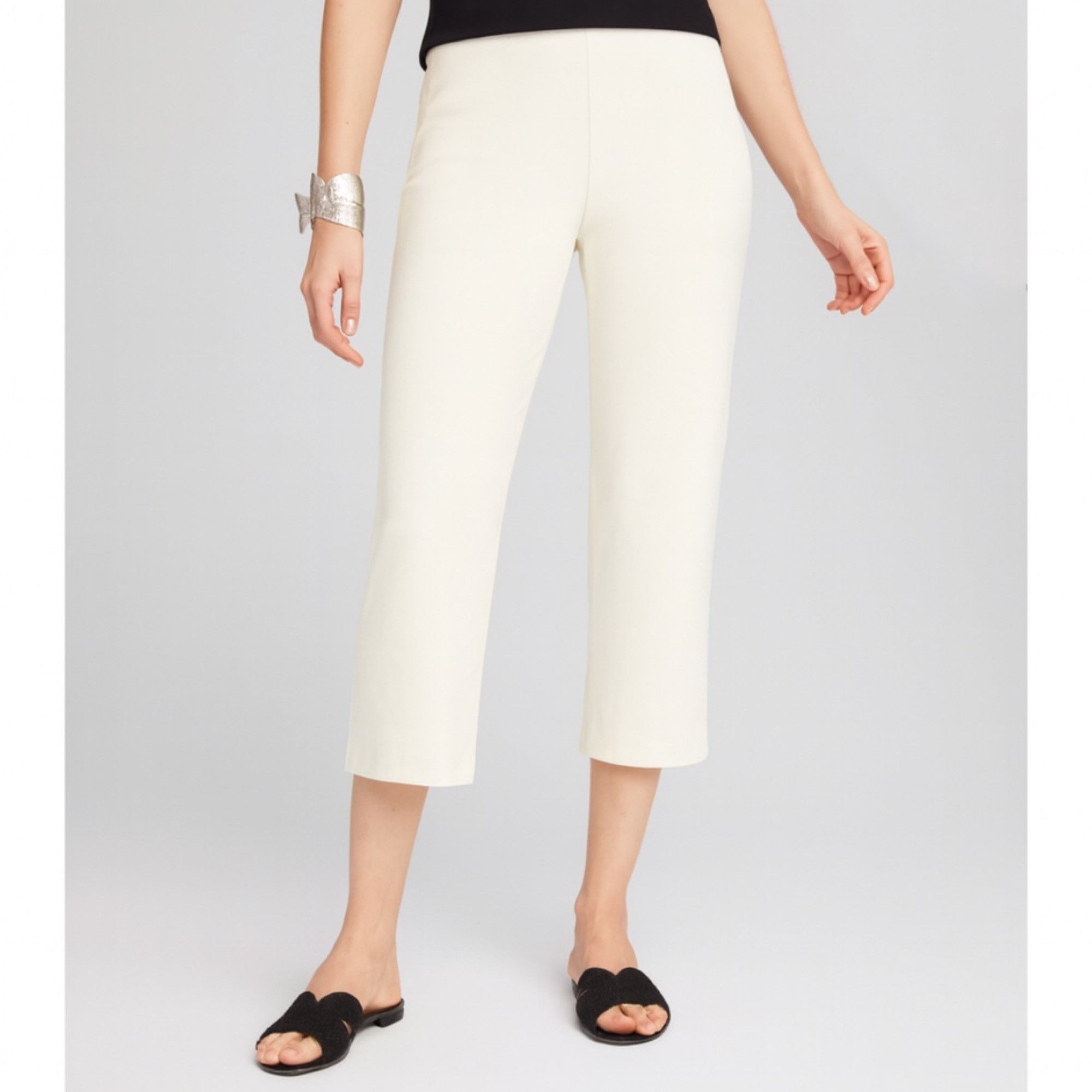 Chicos Chico's Travelers No tummy Cropped Pants Off-White Size 3 / Size 38" / US 16 / IT 52 - 1 Thumbnail
