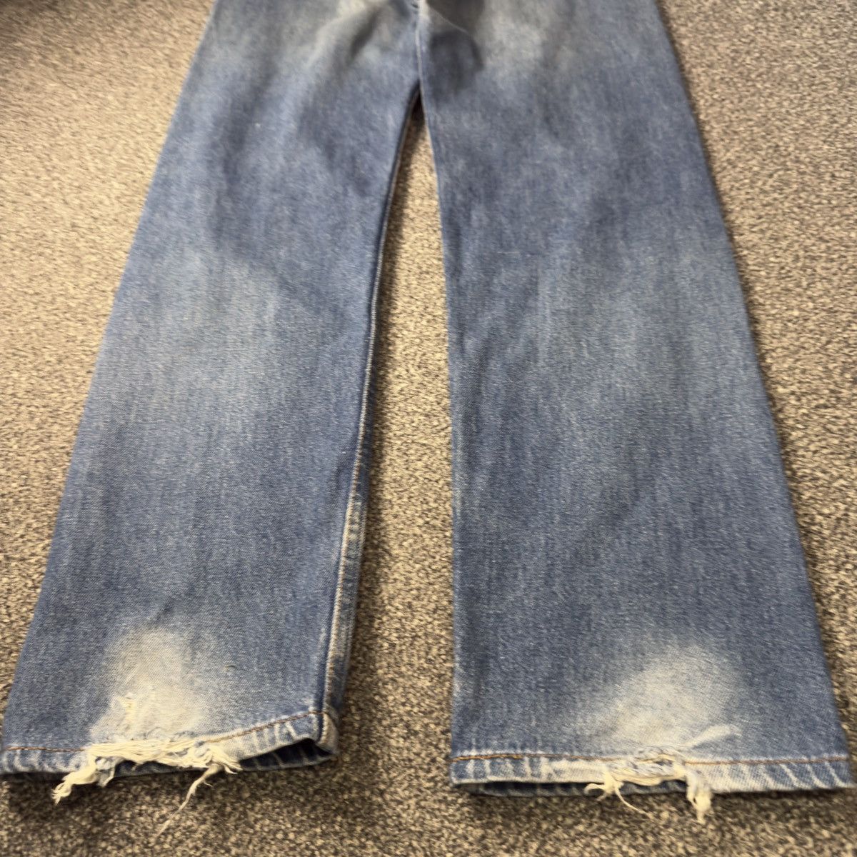 Levi's Vintage Clothing 90s Levis 501 Aging Denim Made in Usa W31 Size US 31 - 9 Thumbnail