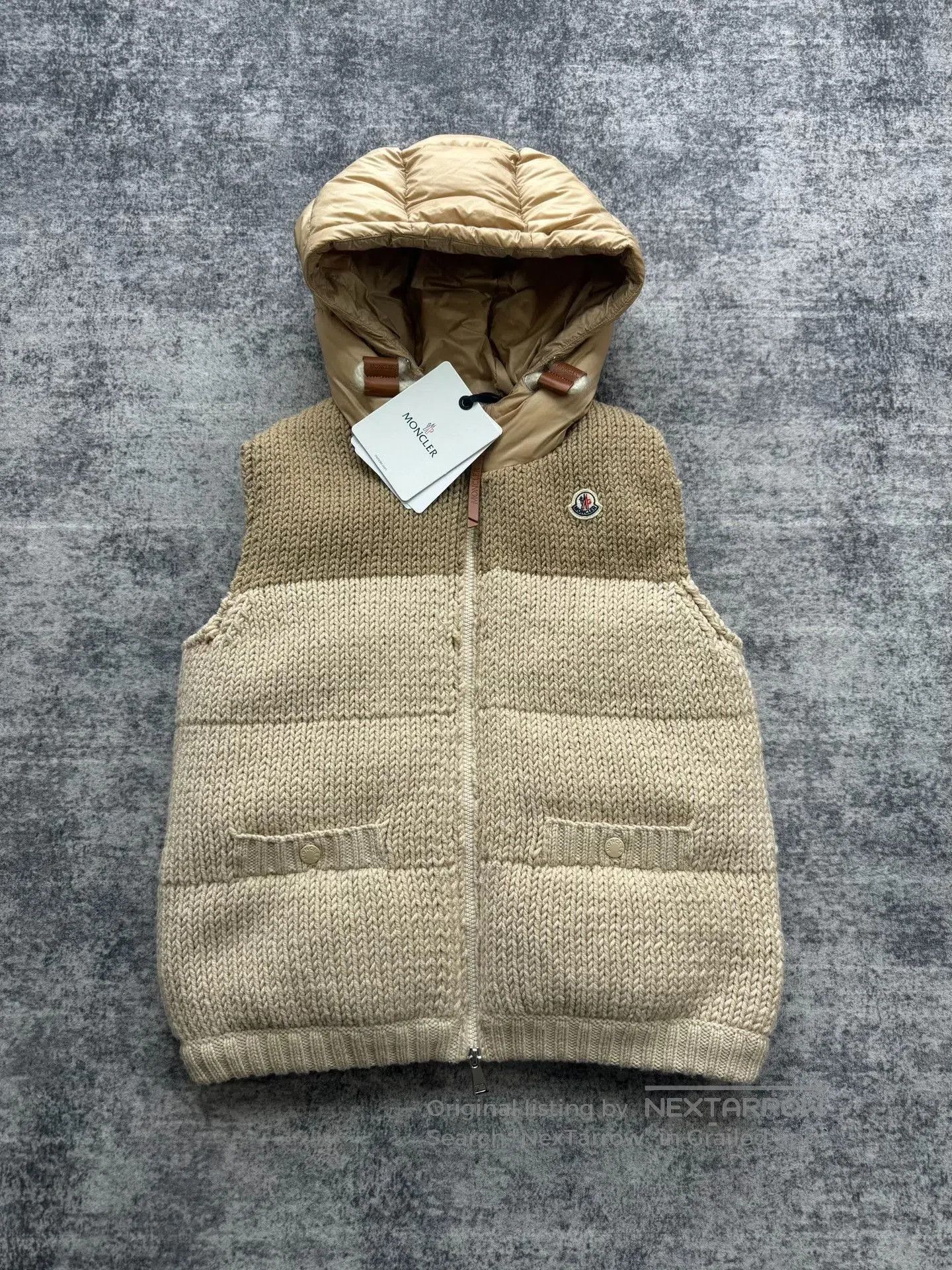 Moncler Moncler Beige Knitted Wool Spliced Down Vest. Size US S / EU 44-46 / 1 - 1 Thumbnail