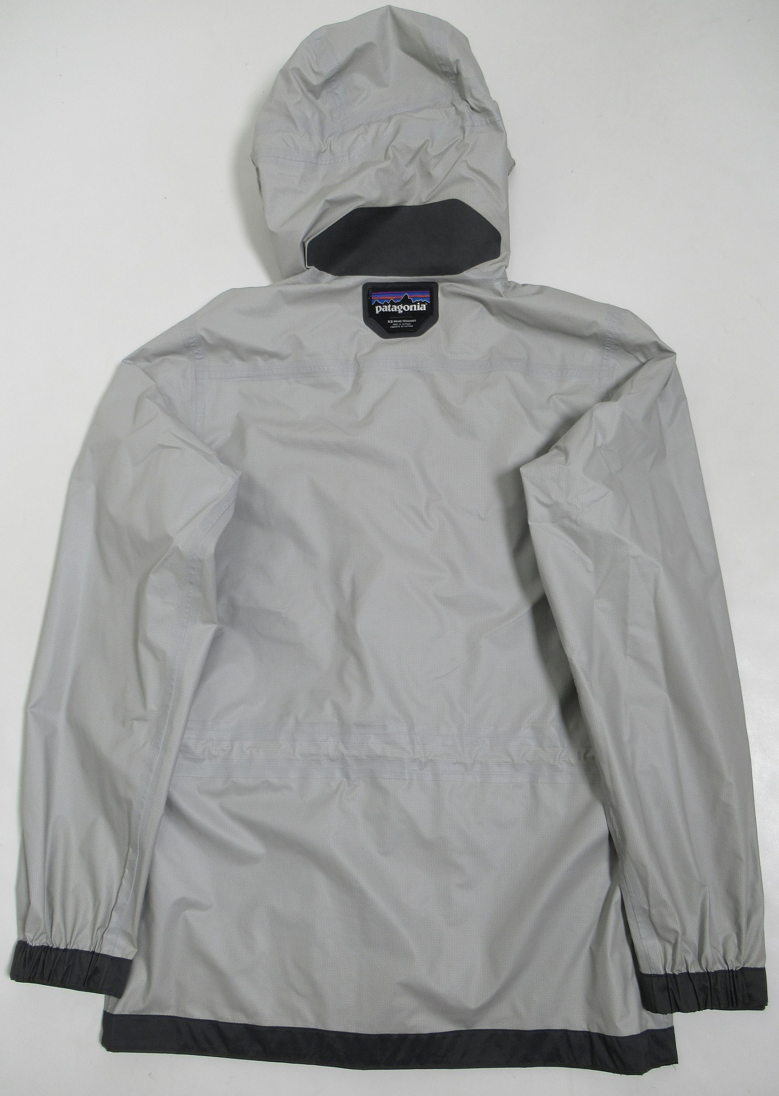 Patagonia Patagonia Men's Torrentshell Parka Forge Grey FGE 27070FA16 Size US XS / EU 42 / 0 - 9 Thumbnail