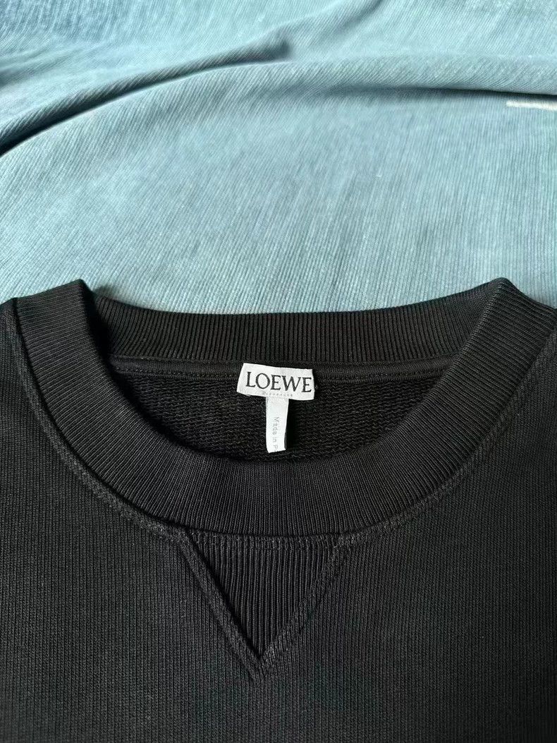 Loewe LOEWE Black embroidered hoodie Size M / US 6-8 / IT 42-44 - 2 Thumbnail