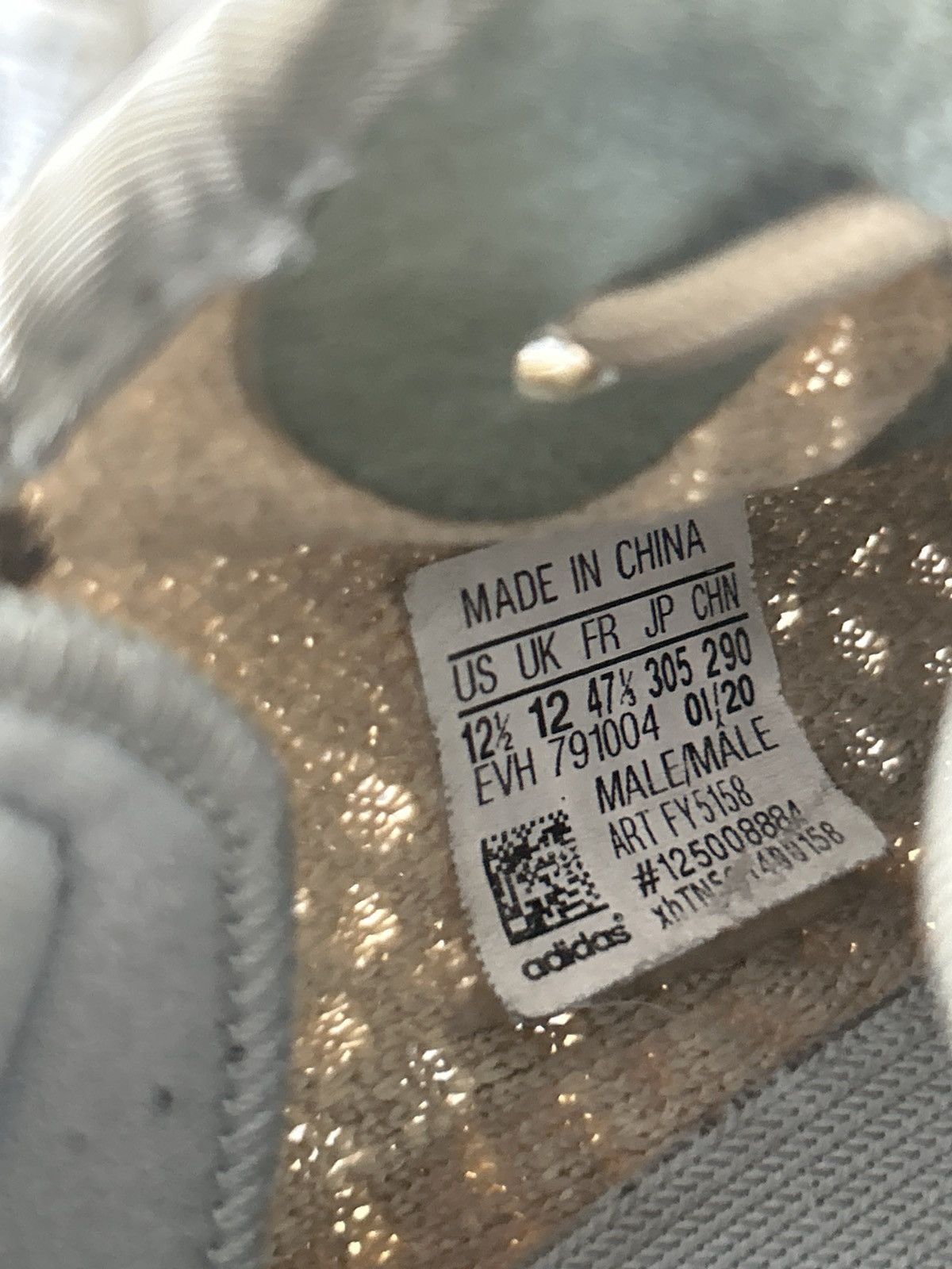 Adidas Yeezy Boost 350 Size US 12.5 / EU 45-46 - 4 Thumbnail