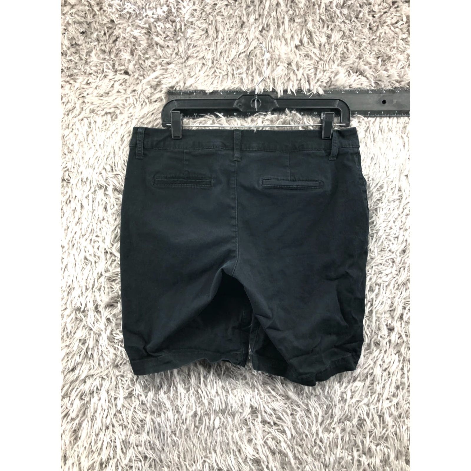 Apt. 9 Apt. 9 Bermuda Shorts Womens Size 12 Mid Rise Dark Wash Black Hook Eye Casual Beach Walking Reg/All Size 34" / US 12 / IT 48 - 6 Thumbnail