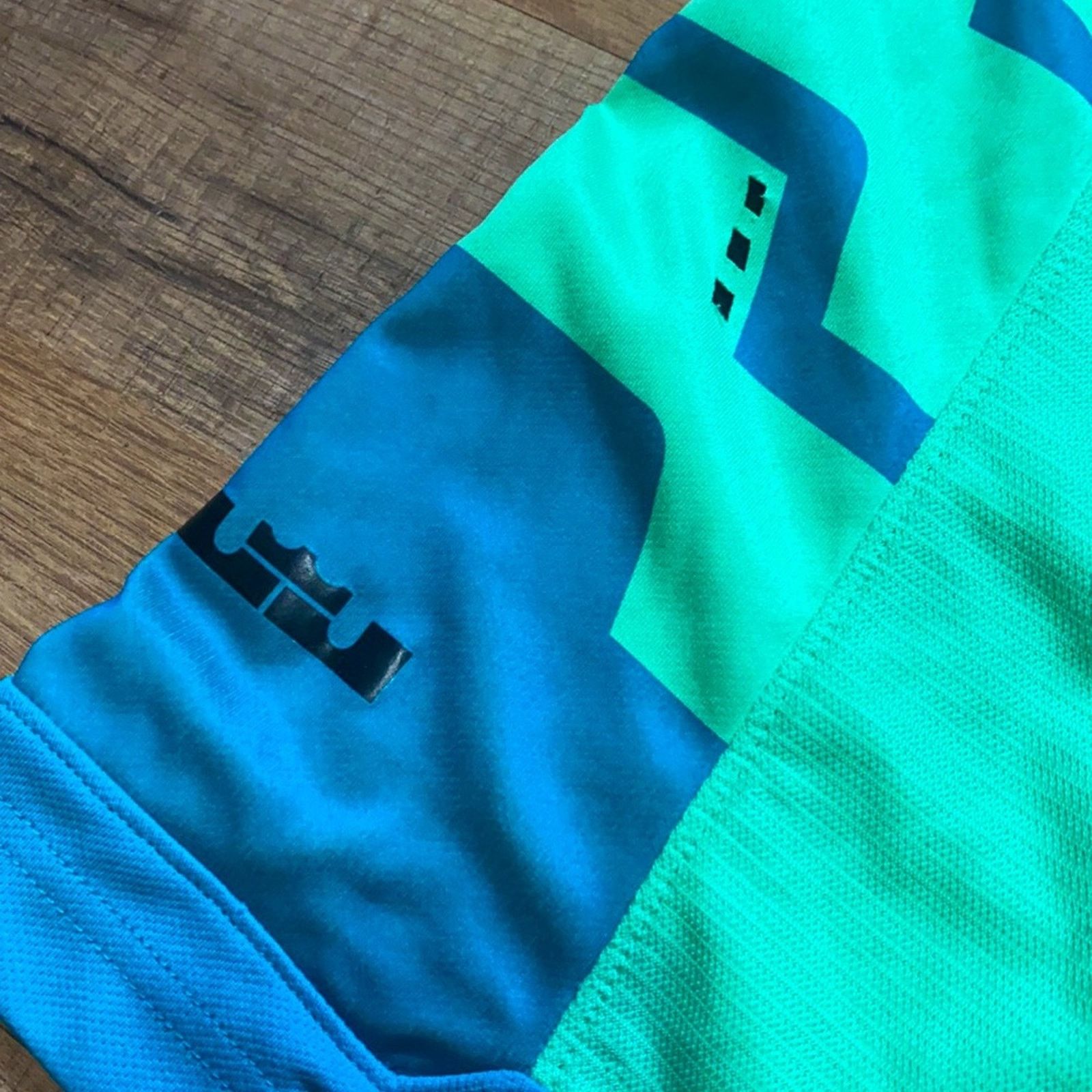 Nike 2010 Nike Dri-Fit Lebron Shorts Size US 28 / EU 44 - 3 Thumbnail
