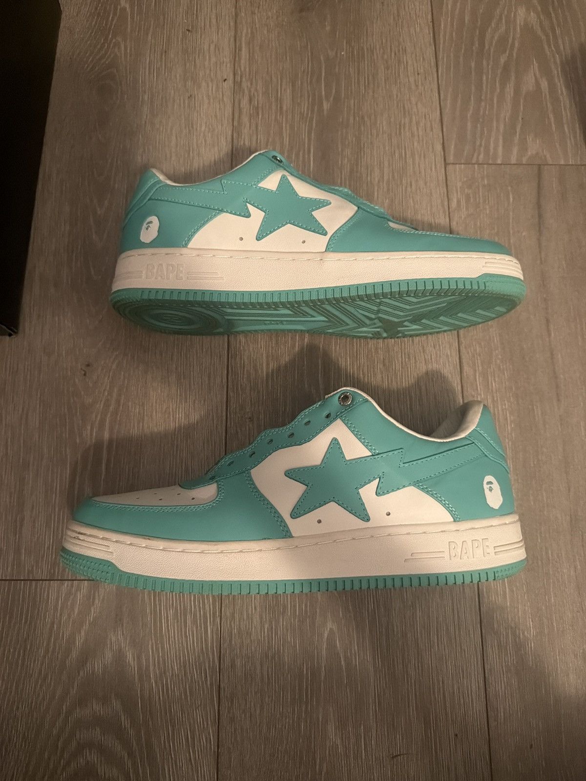 Bape 2022 White green bapesta Size US 11 / EU 44 - 1 Thumbnail