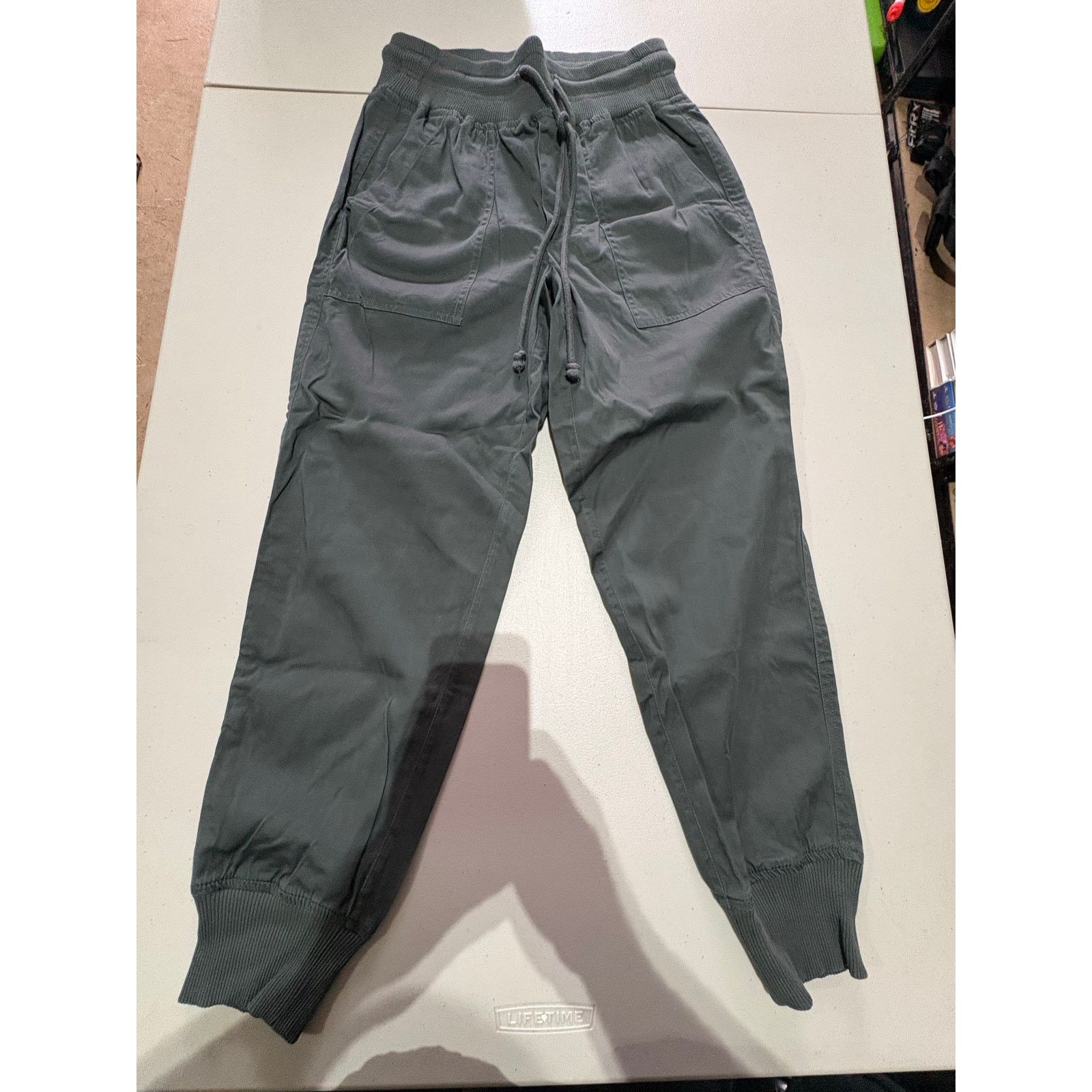 Lou & Grey Lou & Grey Women’s Green Jogger Pants XS Drawstring Elastic Size 26" / US 2 / IT 38 - 2 Thumbnail