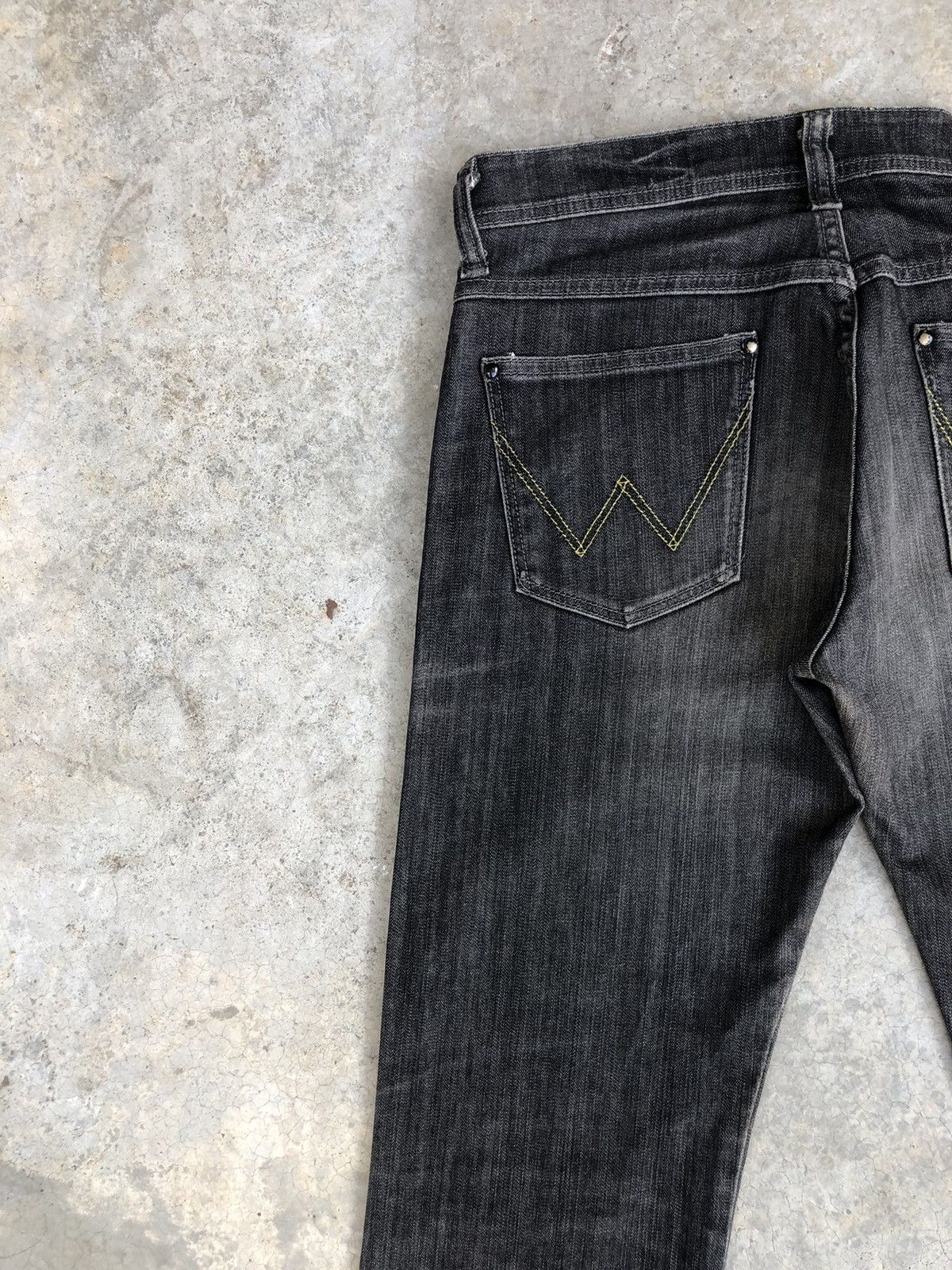 If Six Was Nine Y2k Wrangler Flared Jeans Distressed Jeans Size US 33 - 9 Thumbnail