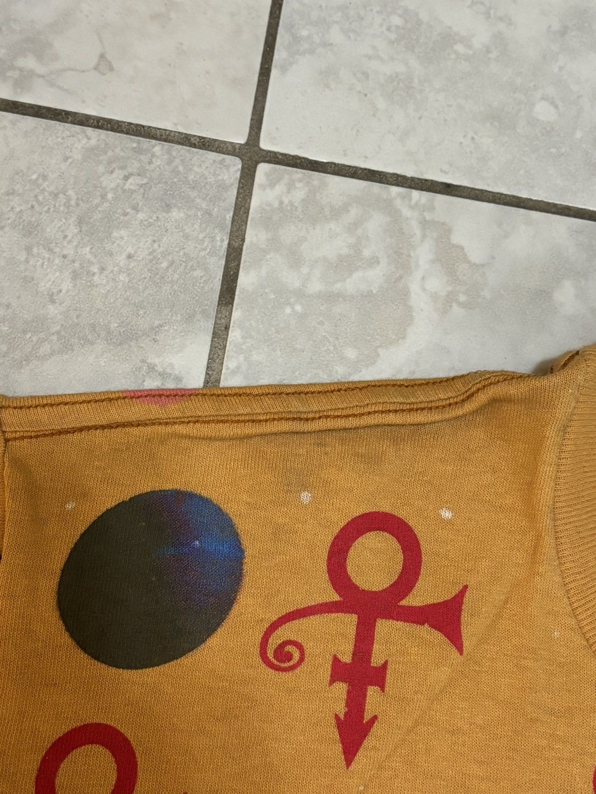 Band Tees Rare Vintage 90s Prince Paisley Park All Over Print T Shirt Size US XL / EU 56 / 4 - 12 Thumbnail