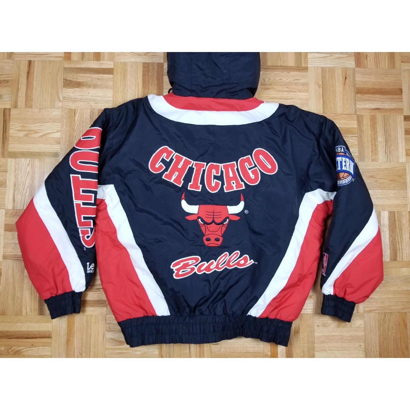 Lee VINTAGE 90' CHICAGO BULLS EASTERN LEE PULLOVER JACKET SZ LARGE Hoodie Jacket? Size US L / EU 52-54 / 3 - 2 Thumbnail