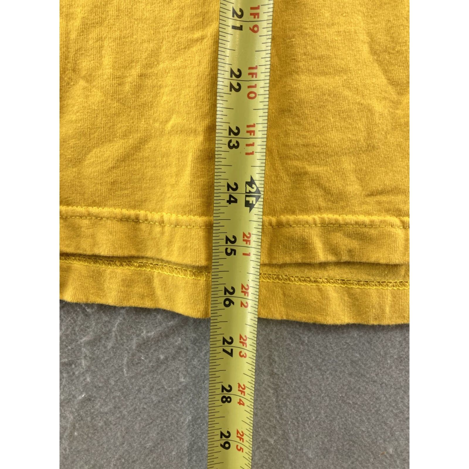 Tommy Hilfiger Tommy Hilfiger Mens T-Shirt S Yellow Graphic Ski Logo 90s Preppy Fall Winter Size US S / EU 44-46 / 1 - 7 Thumbnail