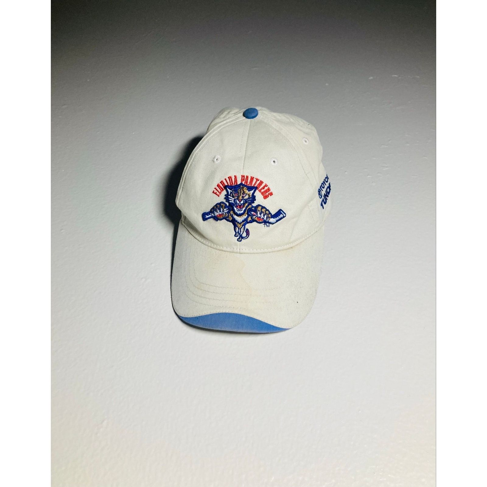 & Other Stories Florida Panthers hat Size ONE SIZE - 1 Preview