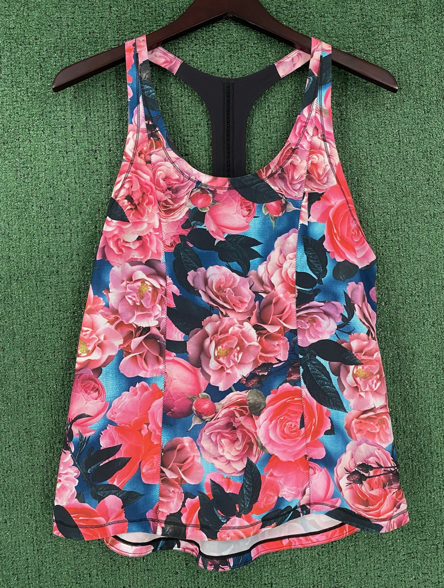 Lululemon Lululemon Lightened Up Top Garden Floral Colorful Tank Top 8 Size M / US 6-8 / IT 42-44 - 1 Thumbnail