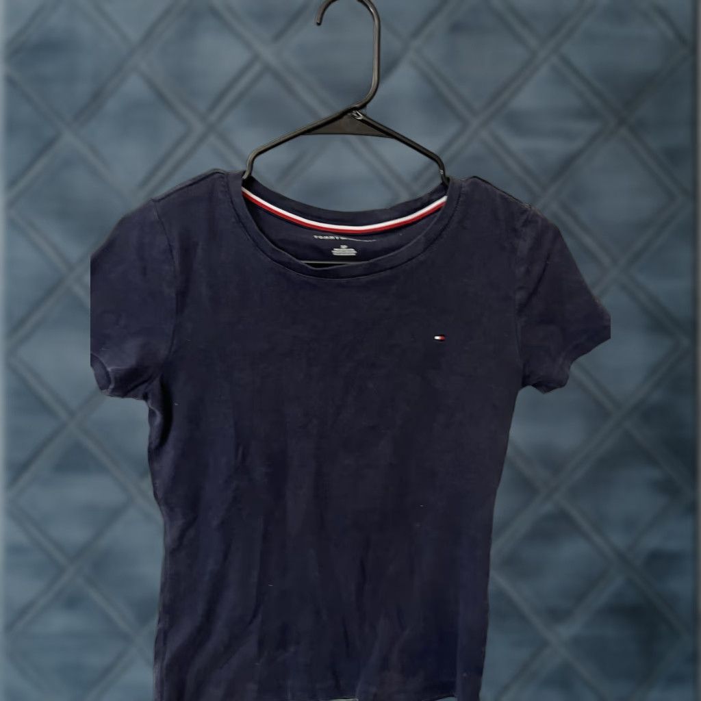 Tommy Hilfiger Tommy Hilfiger Shirt Womens Small Navy Short Sleeve Crew Neck Cotton Jersey Logo Embroidered Tee Size S / US 4 / IT 40 - 1 Thumbnail