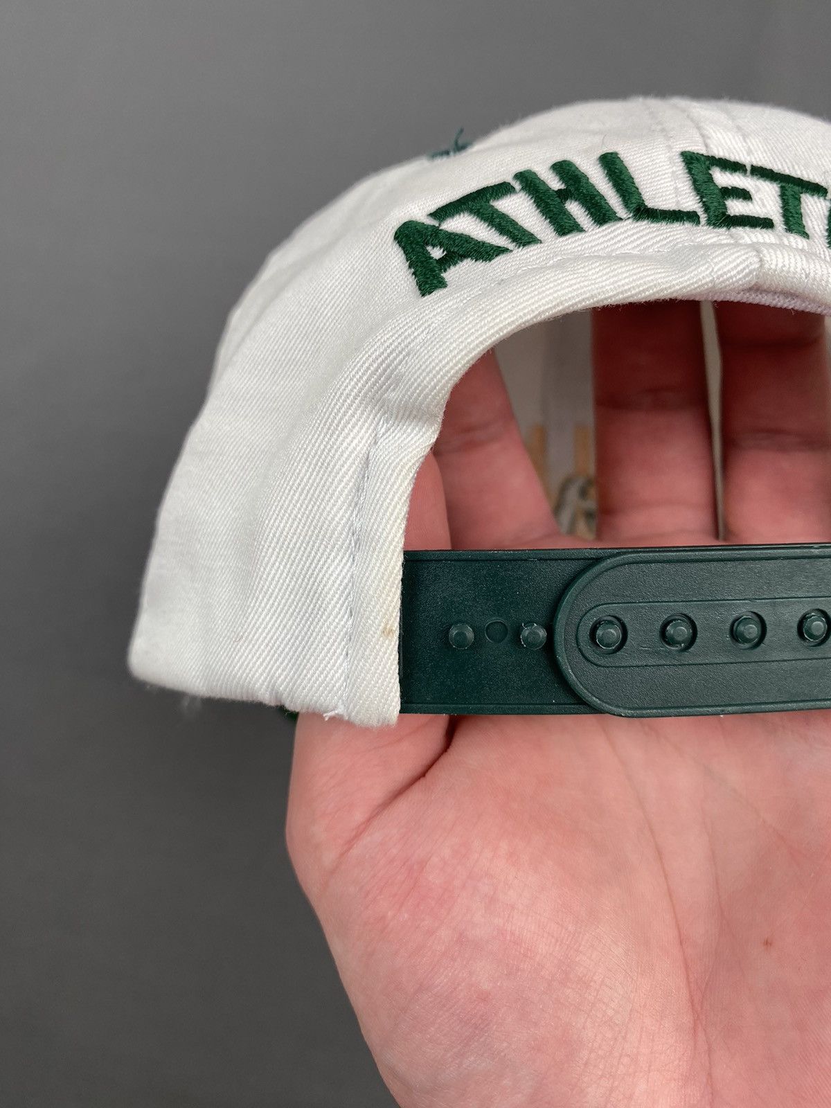 Vintage 1990’s Vintage Oakland Athletics Two Tone Snap Back Size ONE SIZE - 7 Thumbnail