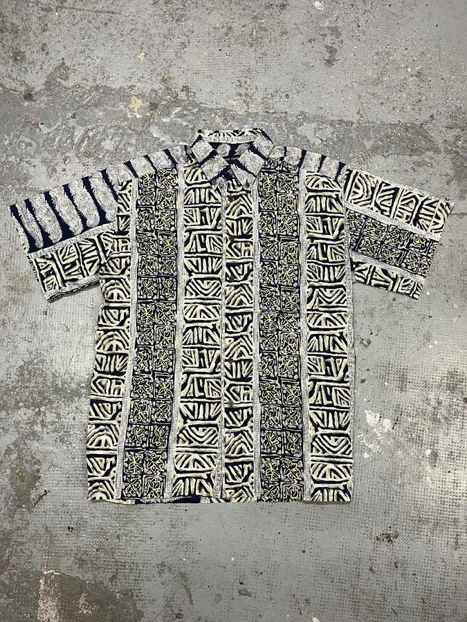 Pierre Cardin Abstract Fantasy White & Blue shirt
