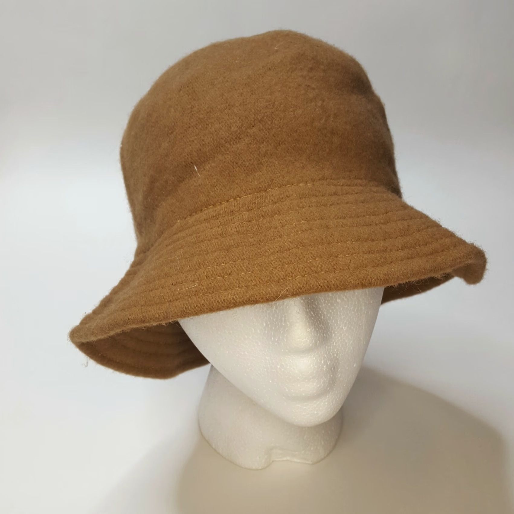 FELT Vintage 80s Wool Beige Felt Hat Womens Bucket M Cap Winter Crusher Warm Brown Brand HaT Vintage Yes Wool 100% Felt Size ONE SIZE - 2 Thumbnail