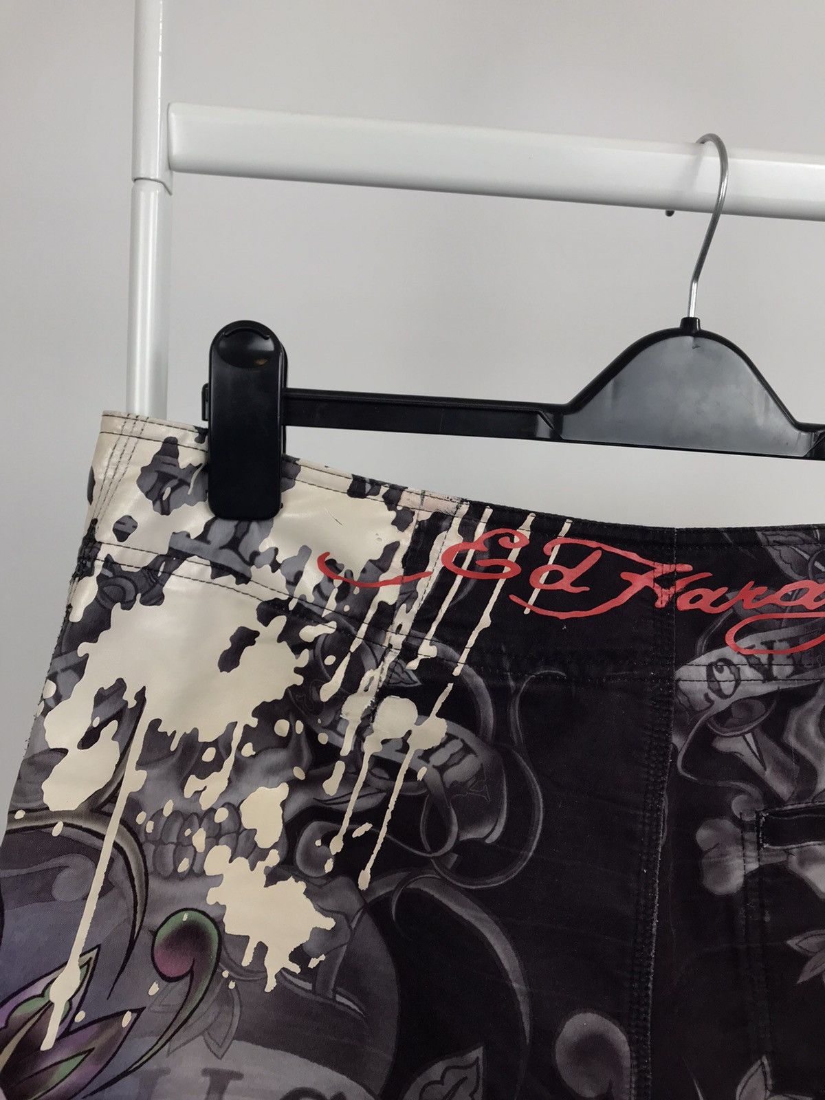Ed Hardy × Vintage Vintage Ed Hardy Tattoo Printed Y2K Shorts Size US 34 / EU 50 - 4 Thumbnail