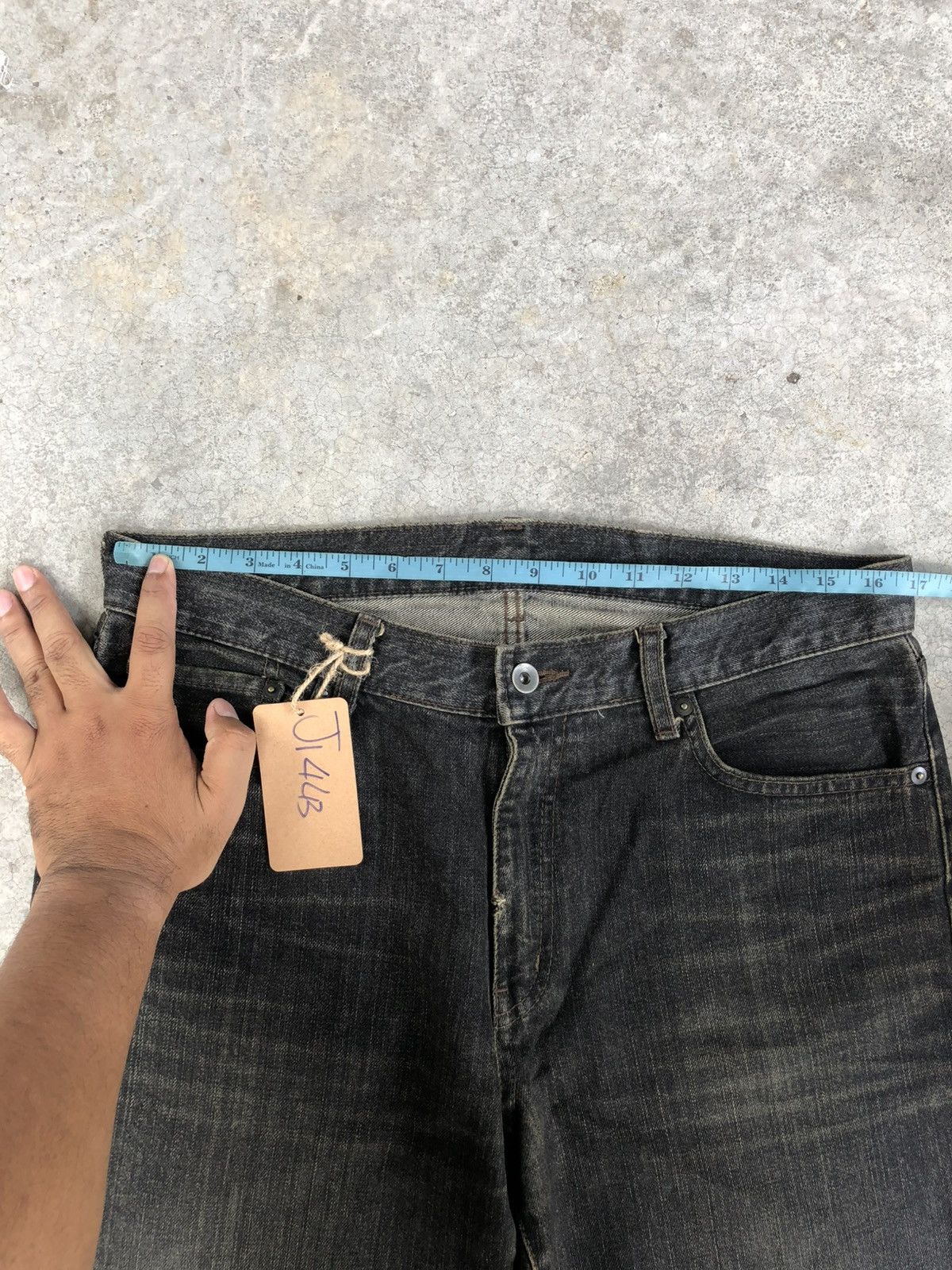 If Six Was Nine Flared Uniqlo Jeans Distressed Jeans Size US 33 - 21 Thumbnail
