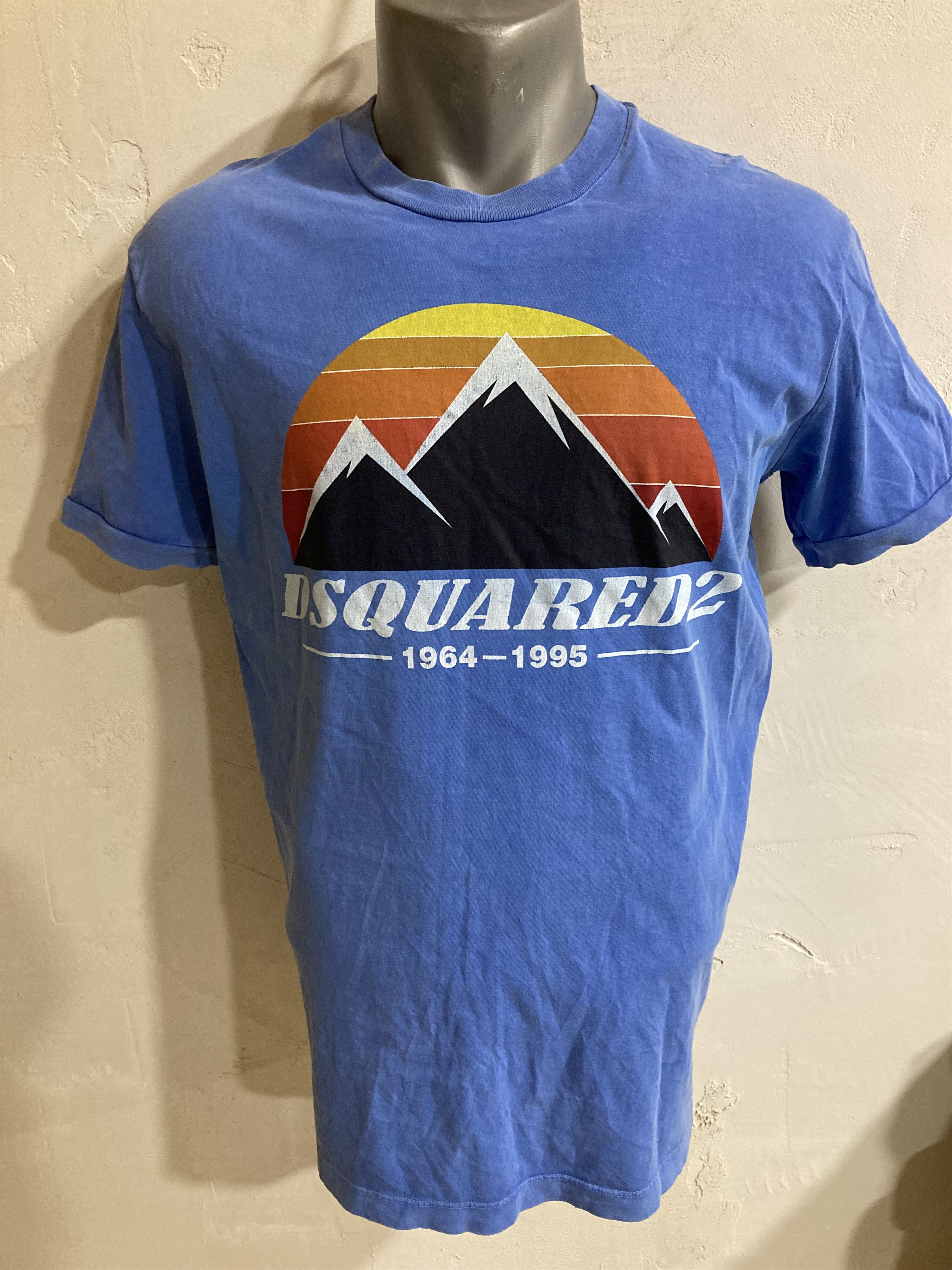 Dsquared2 Dsquared2 Mountain Peak Print T- Shirt Size US M / EU 48-50 / 2 - 1 Thumbnail