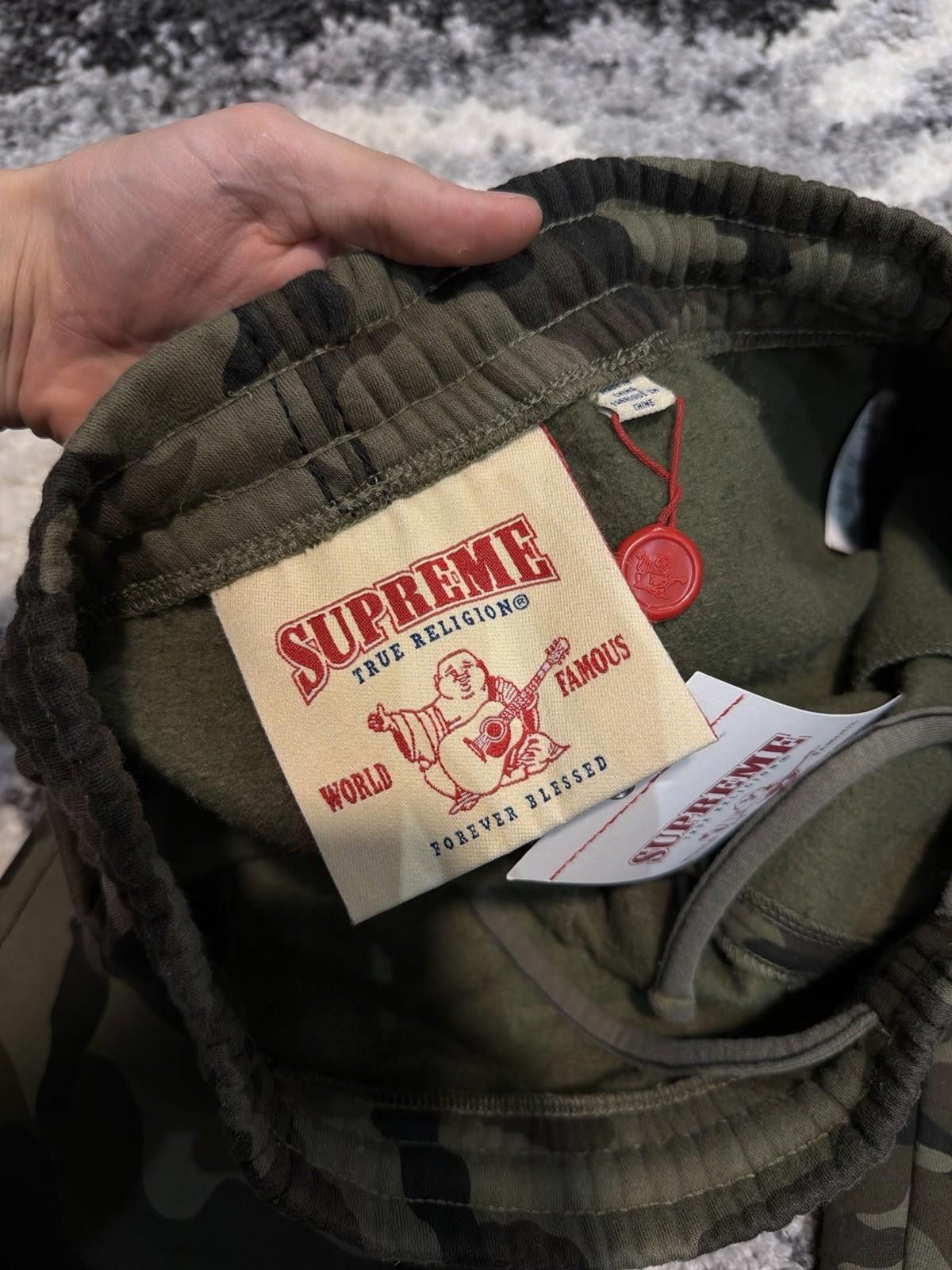 Supreme Supreme x True Religion Sweatpants FW25 Camo New Medium Size US 32 / EU 48 - 9 Thumbnail