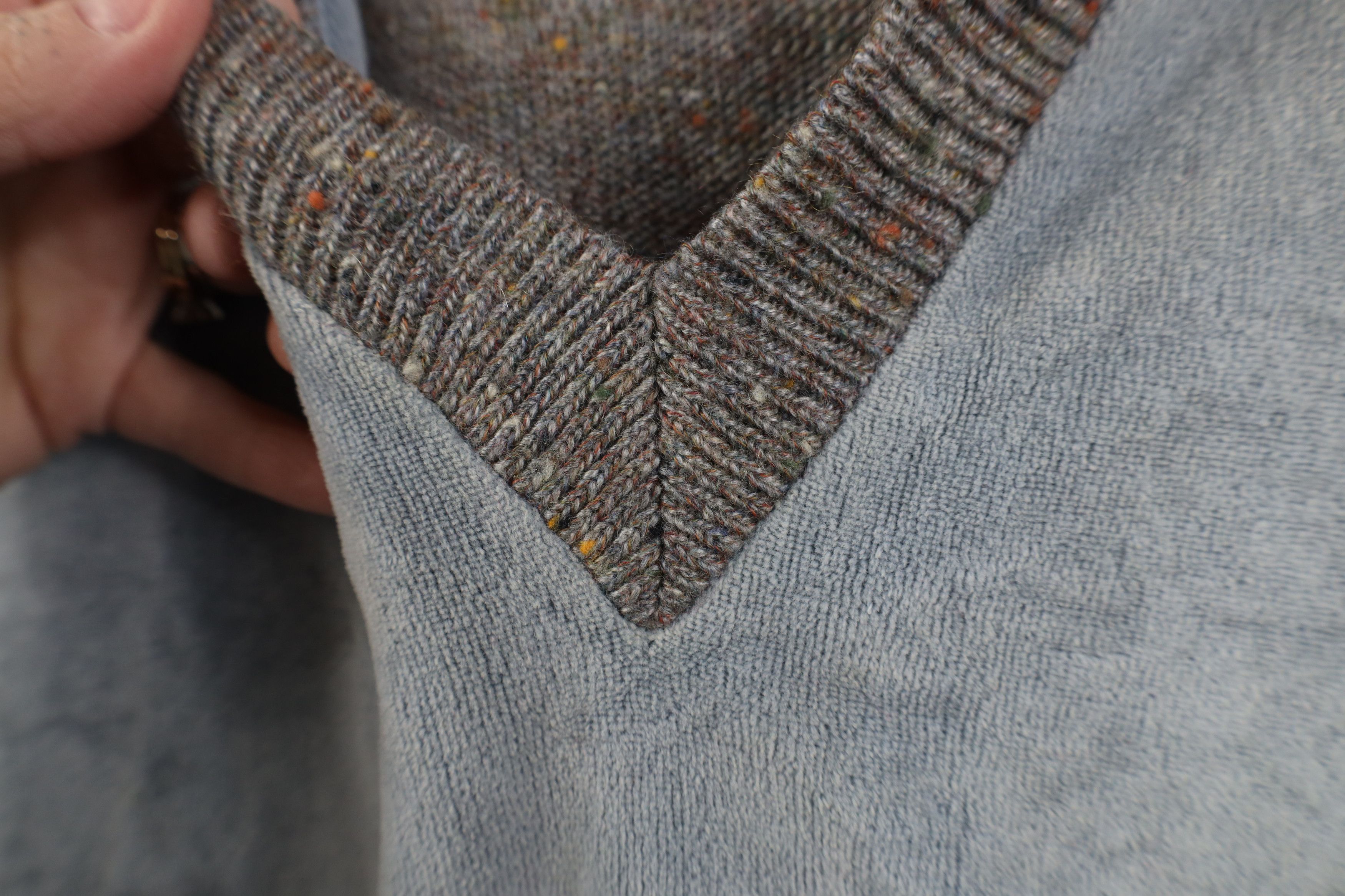 Lacoste Vintage 80s Izod Lacoste Velour Rainbow Fleck Knit Sweater Size US M / EU 48-50 / 2 - 5 Thumbnail