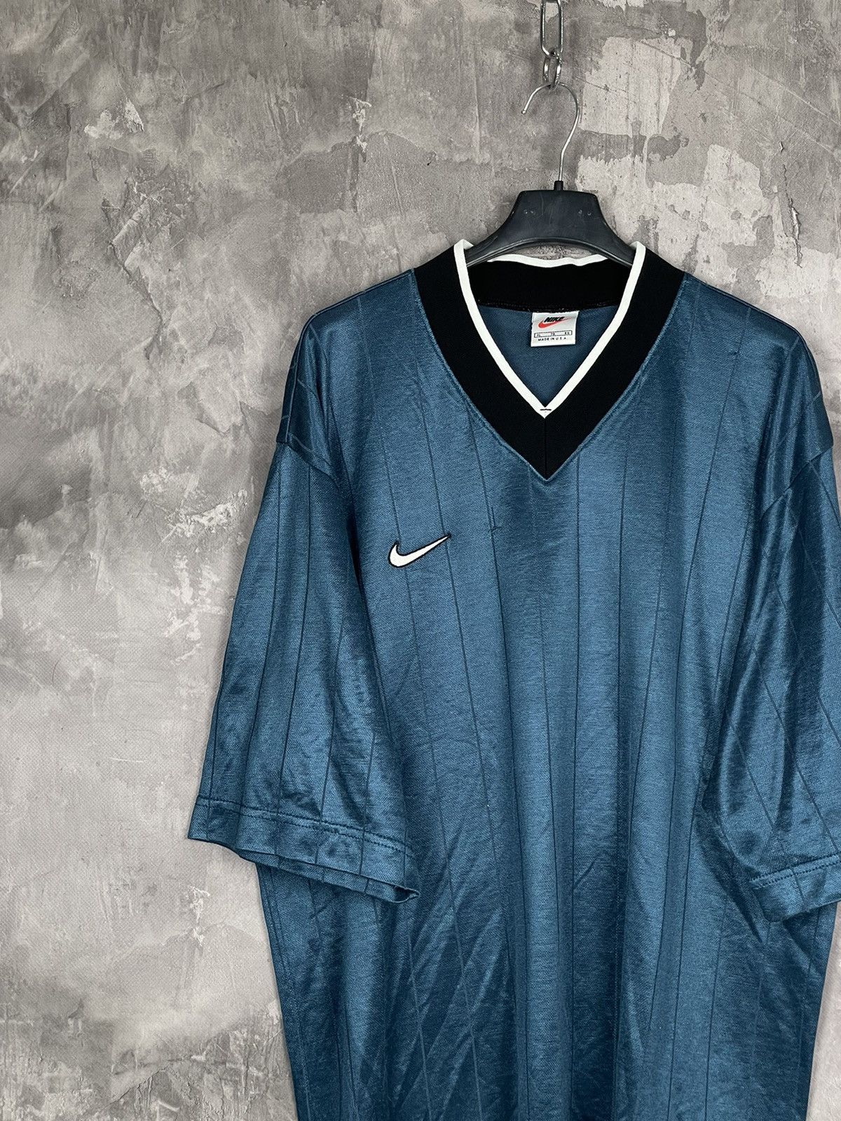 Nike × Vintage Nike Vintage Y2K 90s Swoosh Logo Tee Shirt t-shirt Size US XL / EU 56 / 4 - 3 Thumbnail