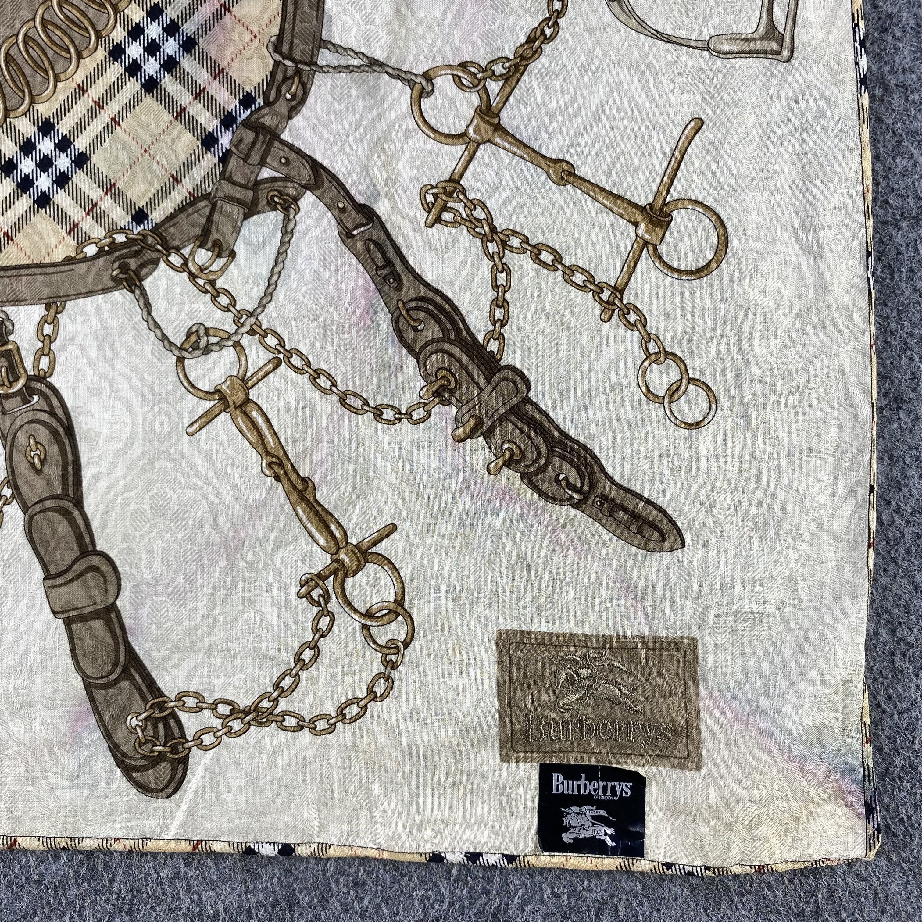 Burberry × Vintage Burberry Handkerchief/Neckerchief/Bandana HC798 Size ONE SIZE - 3 Thumbnail